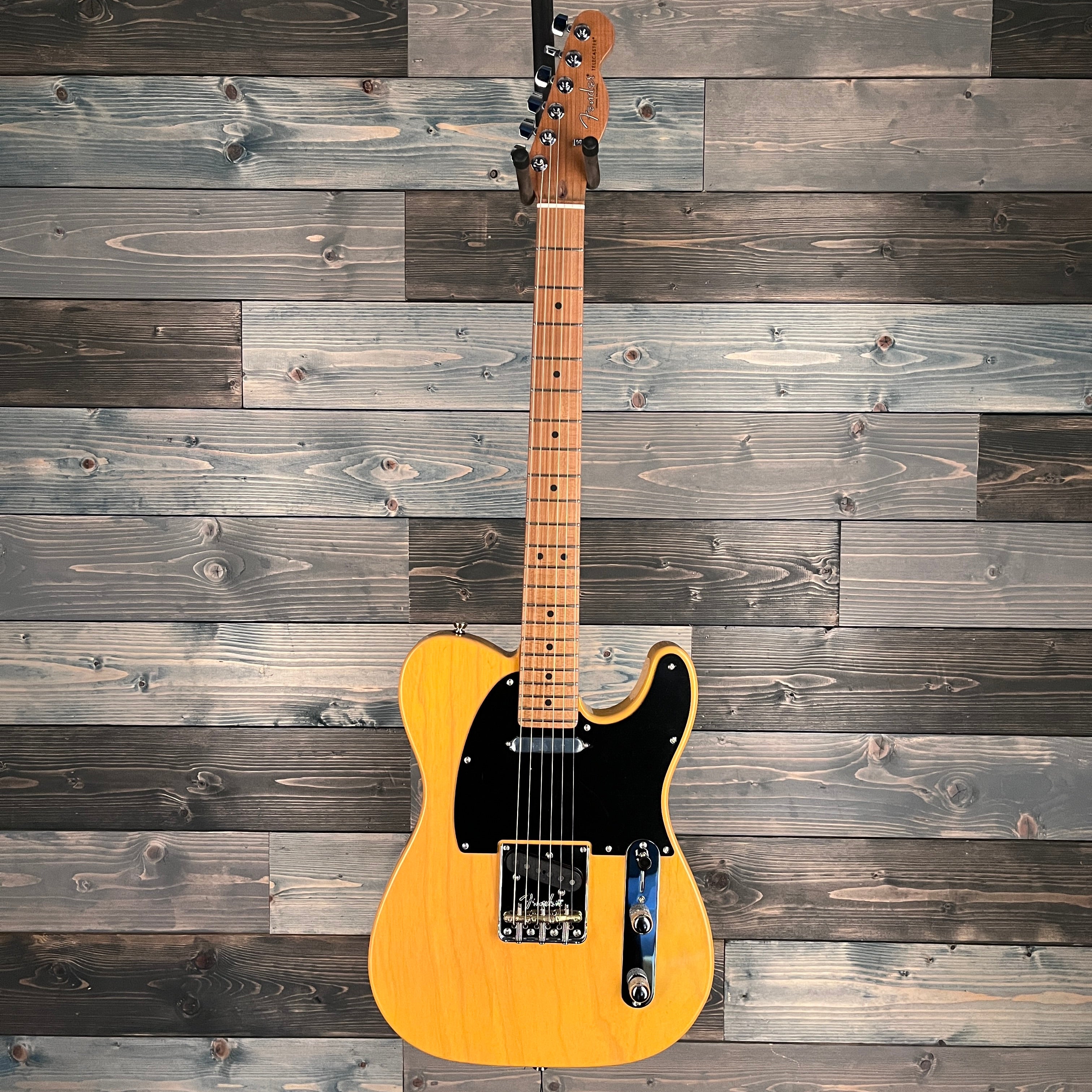 Fender Am Pro II Telecaster, Roasted Maple FB, Butterscotch Blonde
