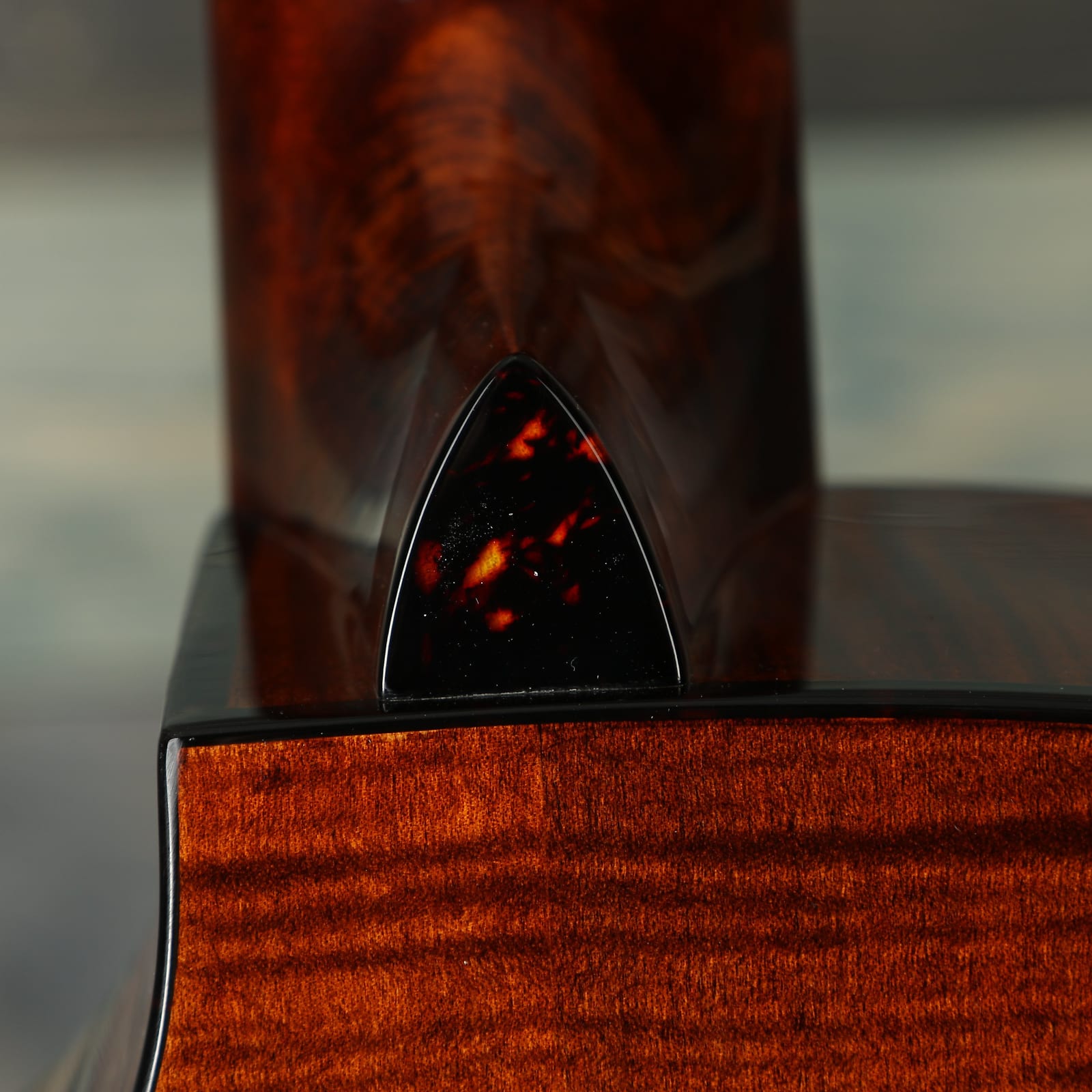 Eastman PCH3-GACE-CLA Acoustic Electric Guitar w/Padded Gig Bag