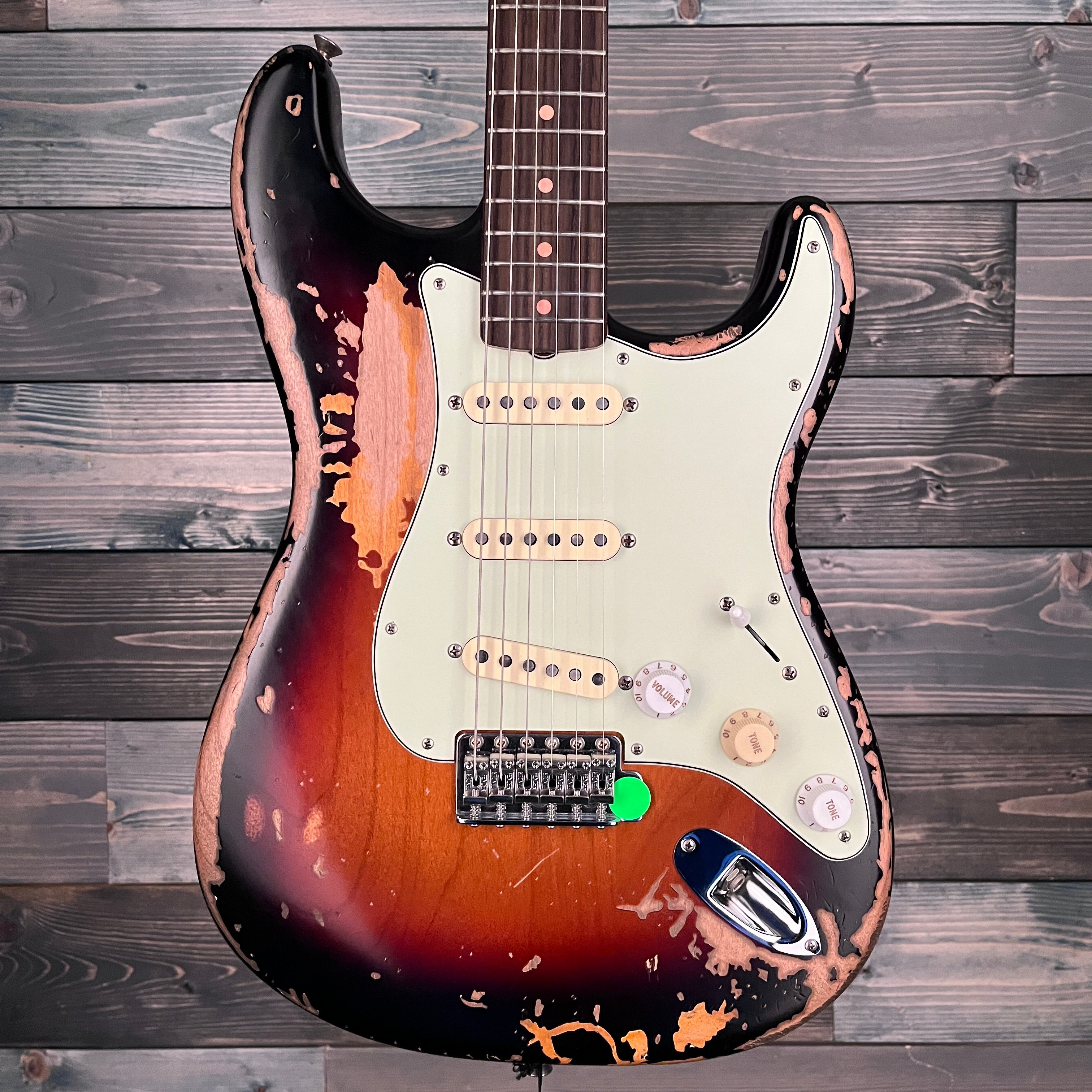Fender Mike McCready Stratocaster, Rosewood Fingerboard, 3-Color Sunburst