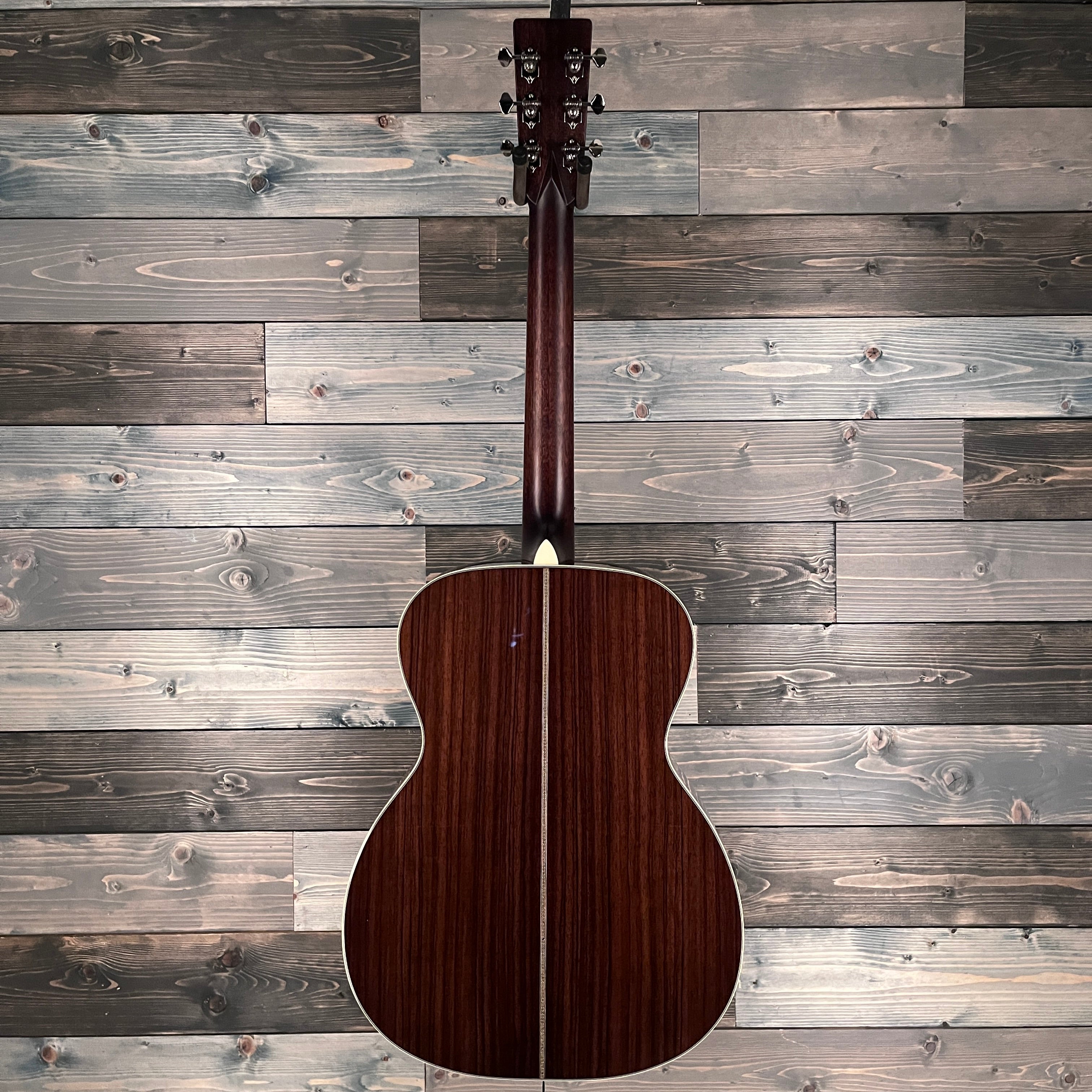 Eastman Guitars E8OM-TC Natural Thermocured Orchesta Acoustic Guitar
