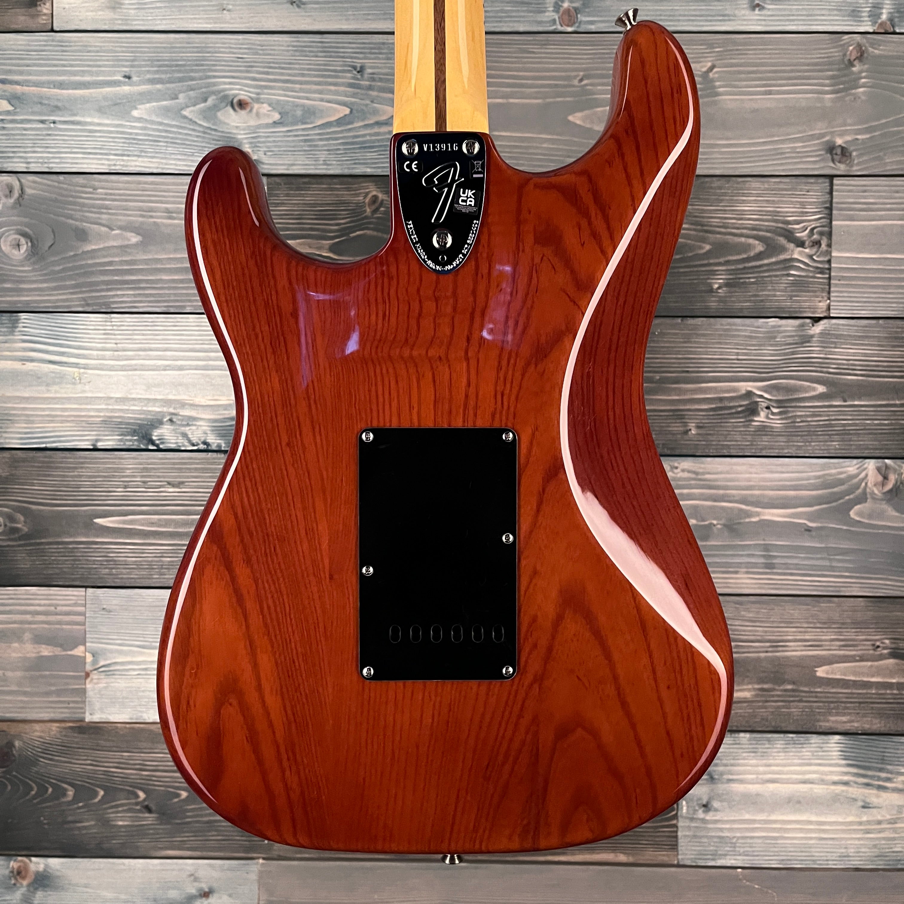 Fender American Vintage II 1973 Stratocaster, Maple Fingerboard, Mocha