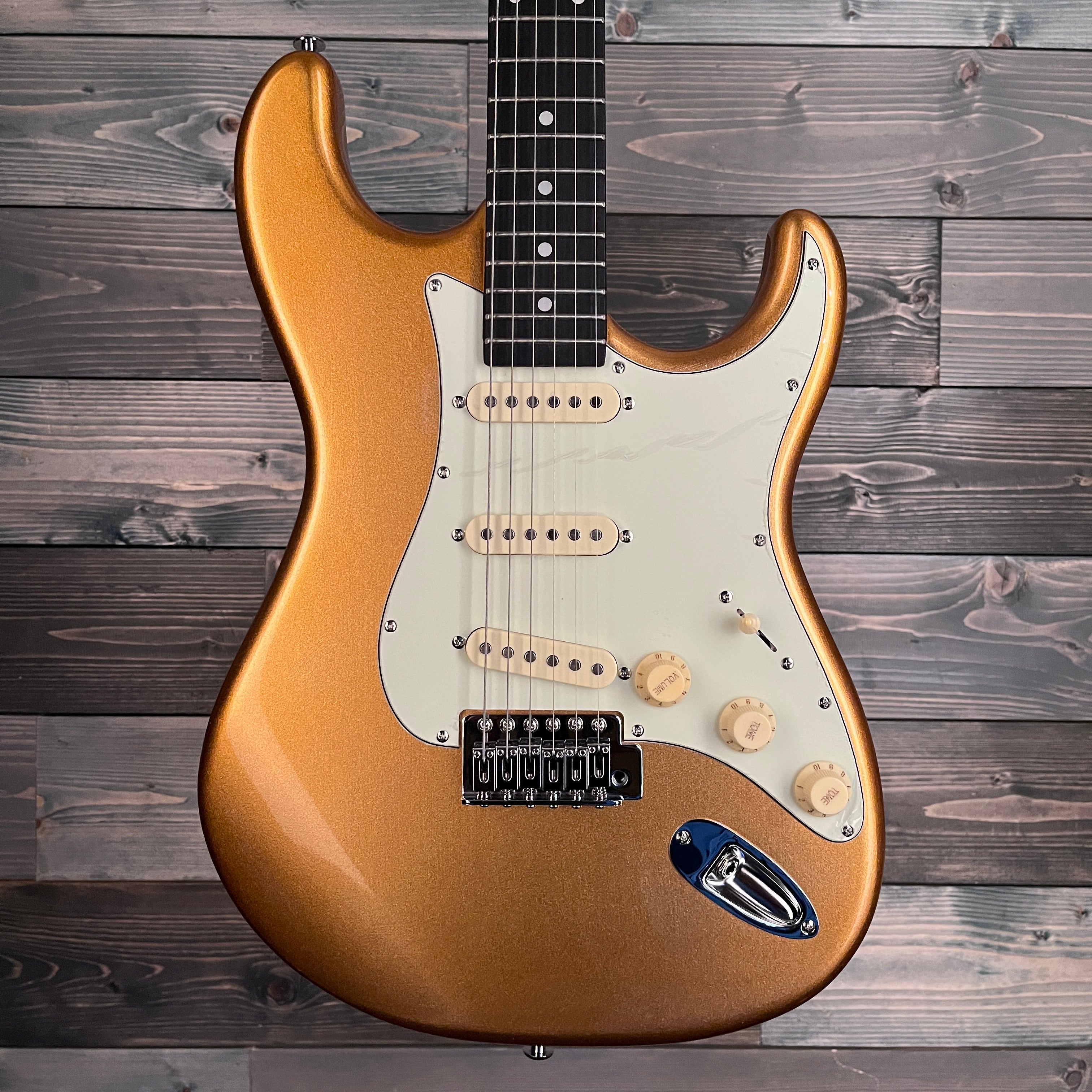 Tagima TG 500 Electric Guitar - Metallic Gold