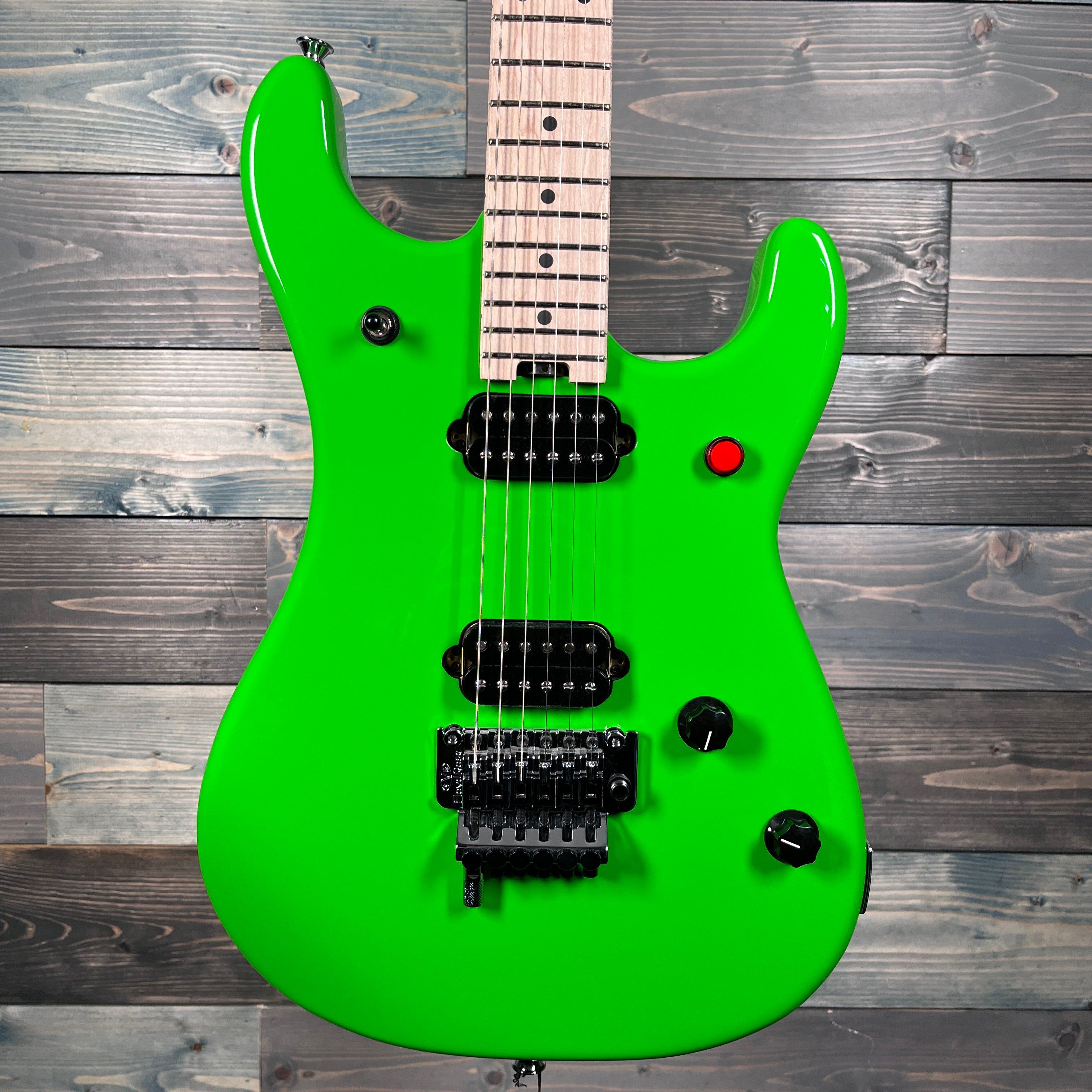 DEMO EVH 5150 Standard, Maple Fingerboard, Slime Green Guitar