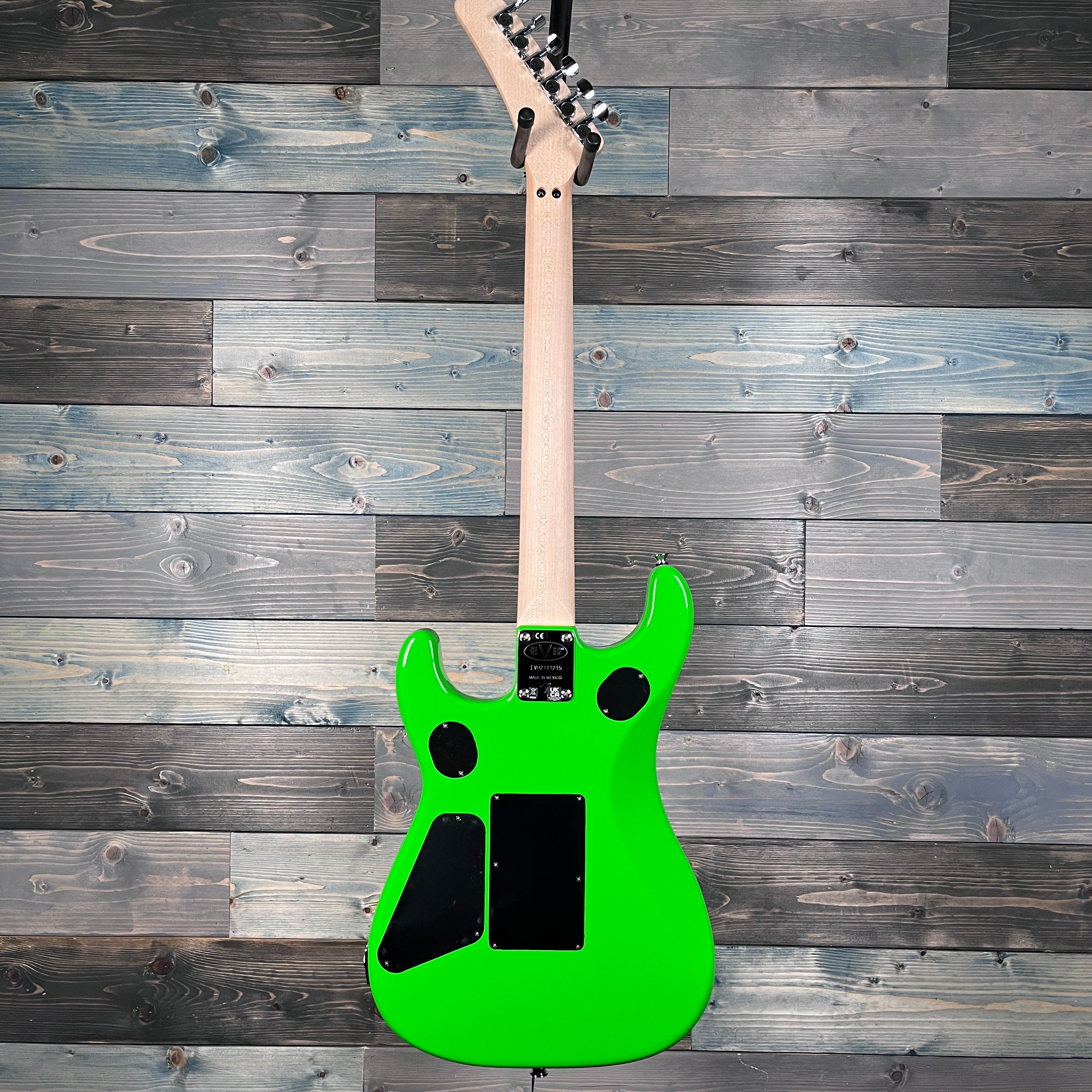 DEMO EVH 5150 Standard, Maple Fingerboard, Slime Green Guitar