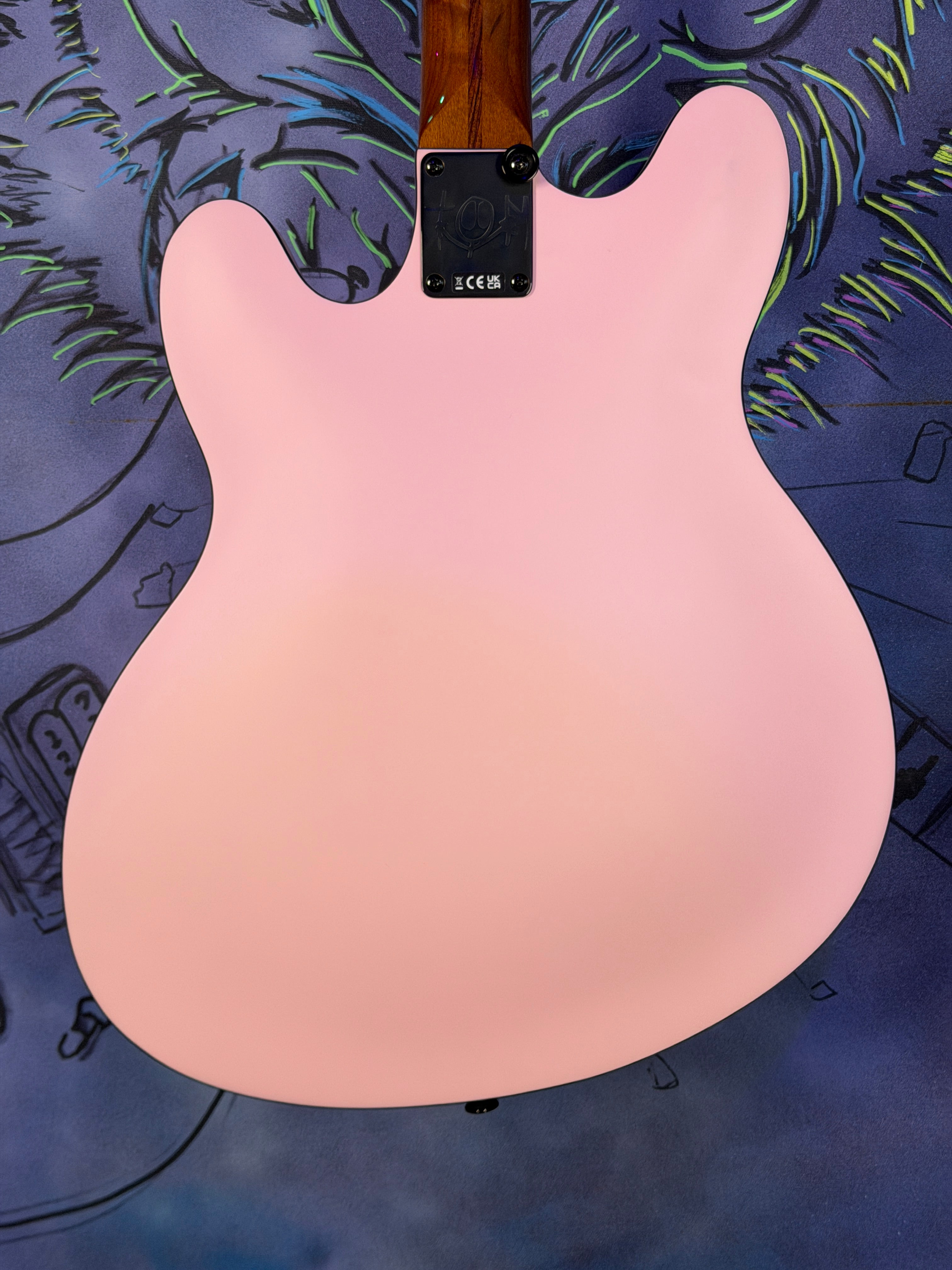 USED Tom Delonge Starcaster in Satin Shell Pink