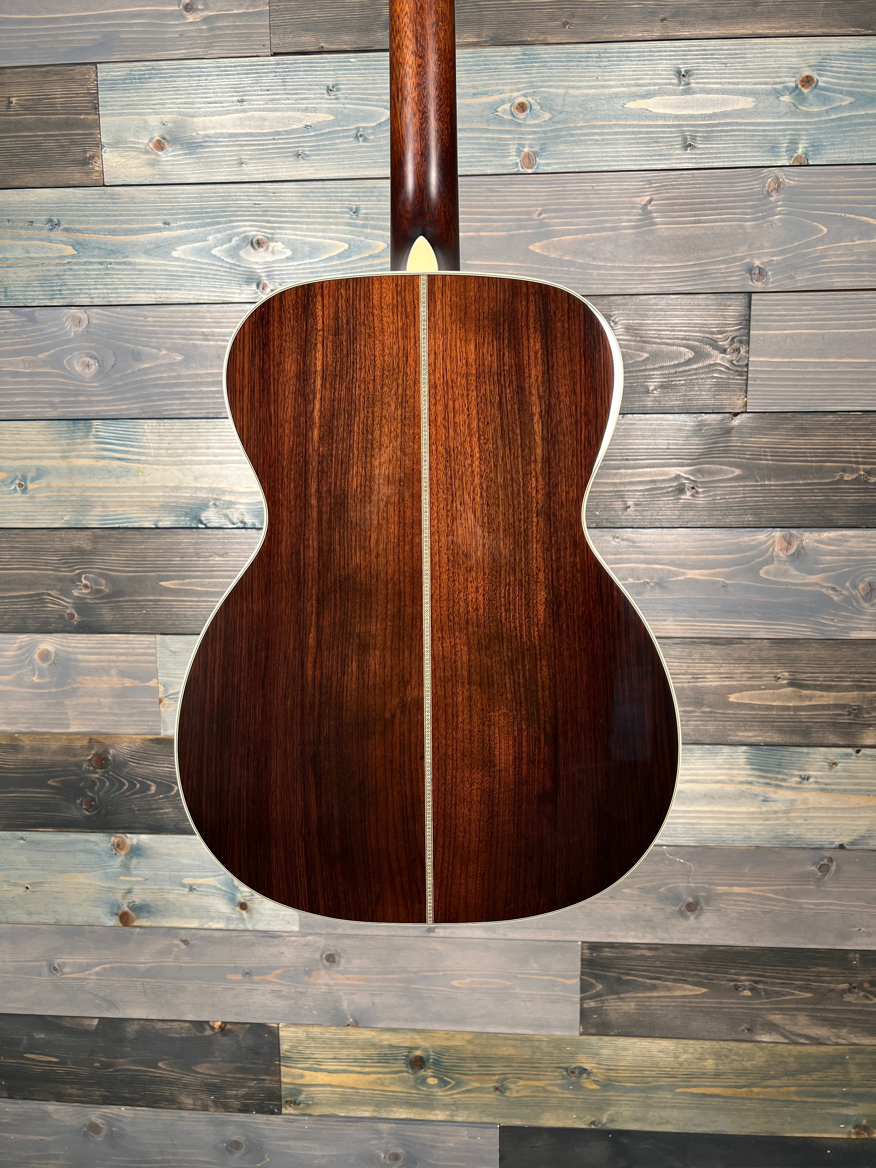 Eastman Guitars E20OM-TC Thermocured Solid Top Acoustic Guitar