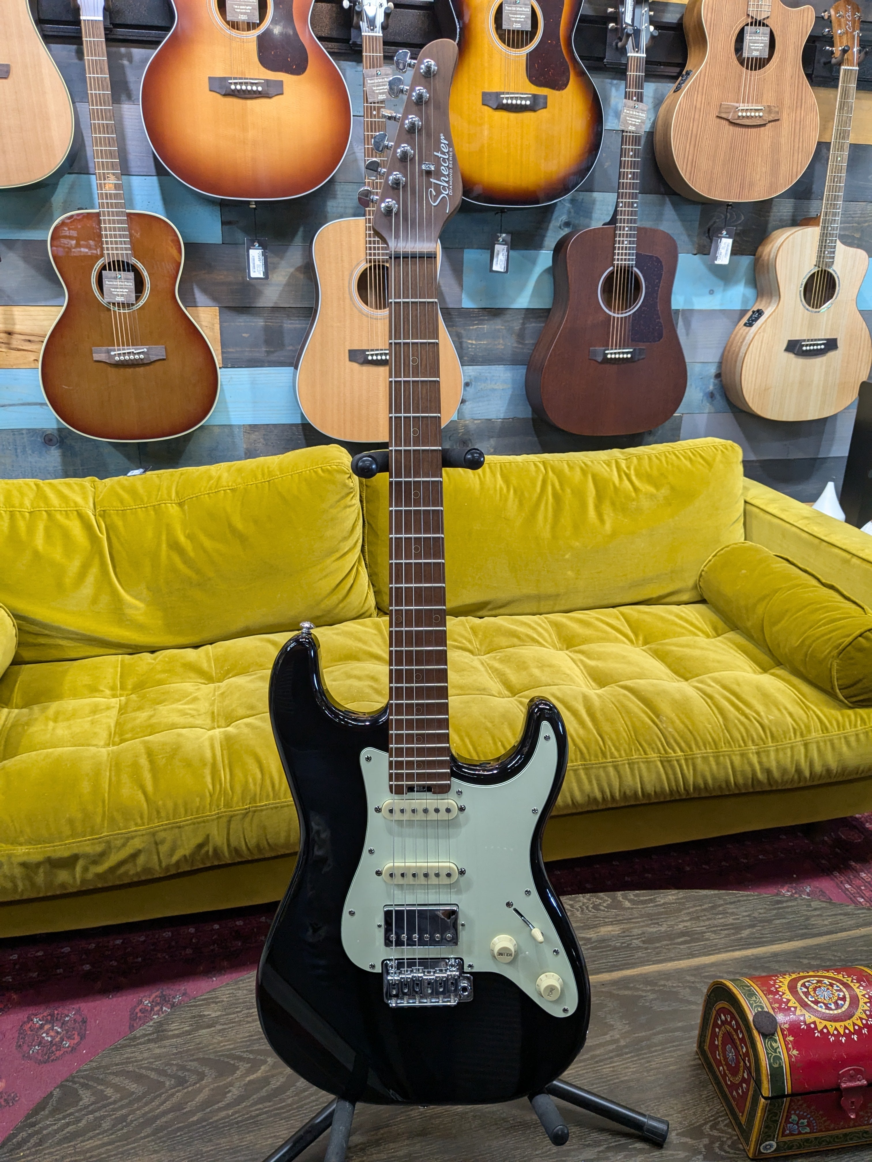 USED Schecter 274 Nick Johnston Traditional - Black