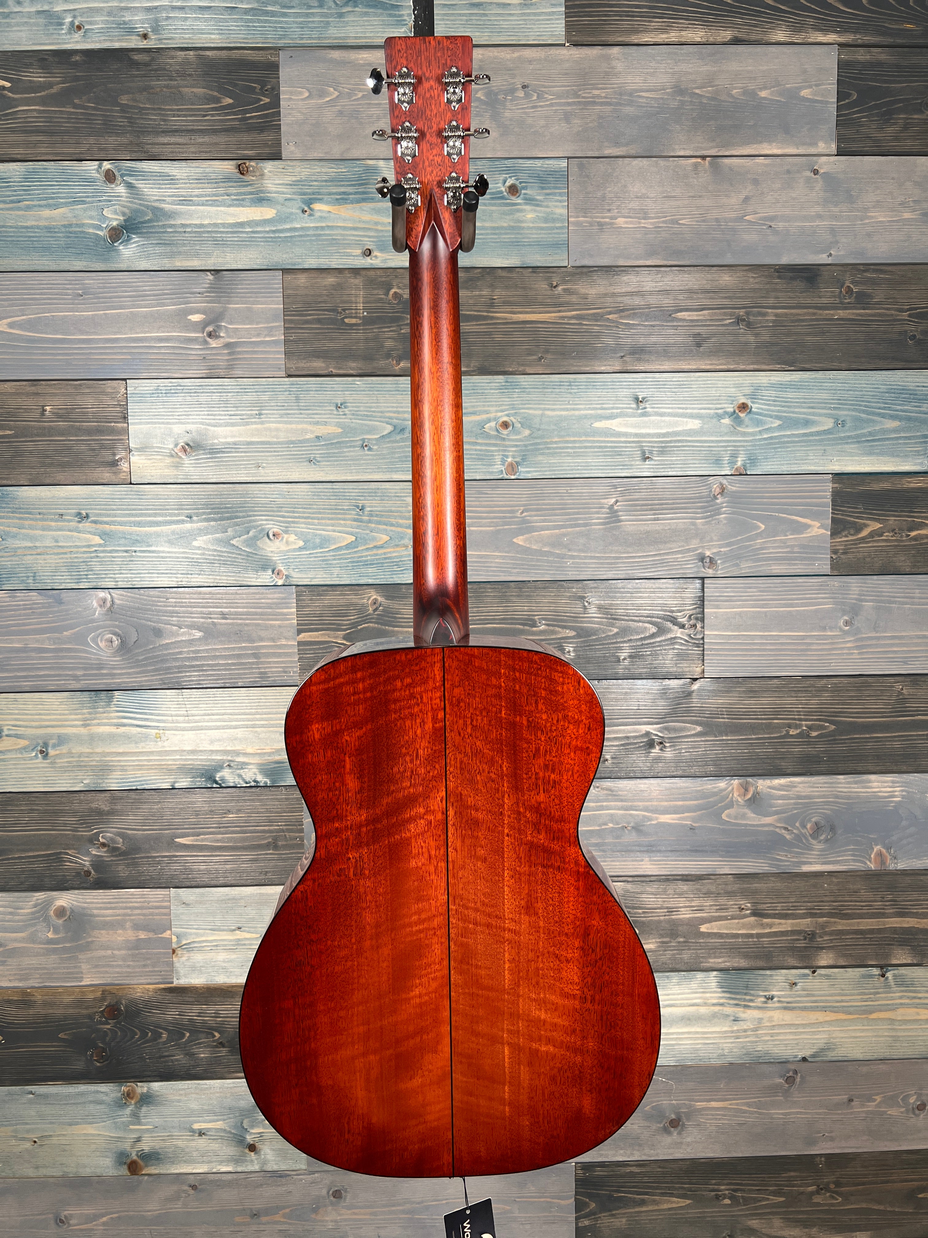 Eastman Guitars E6OM-TC Swiss Alpine Spruce Thermocured Solid Top Acoustic