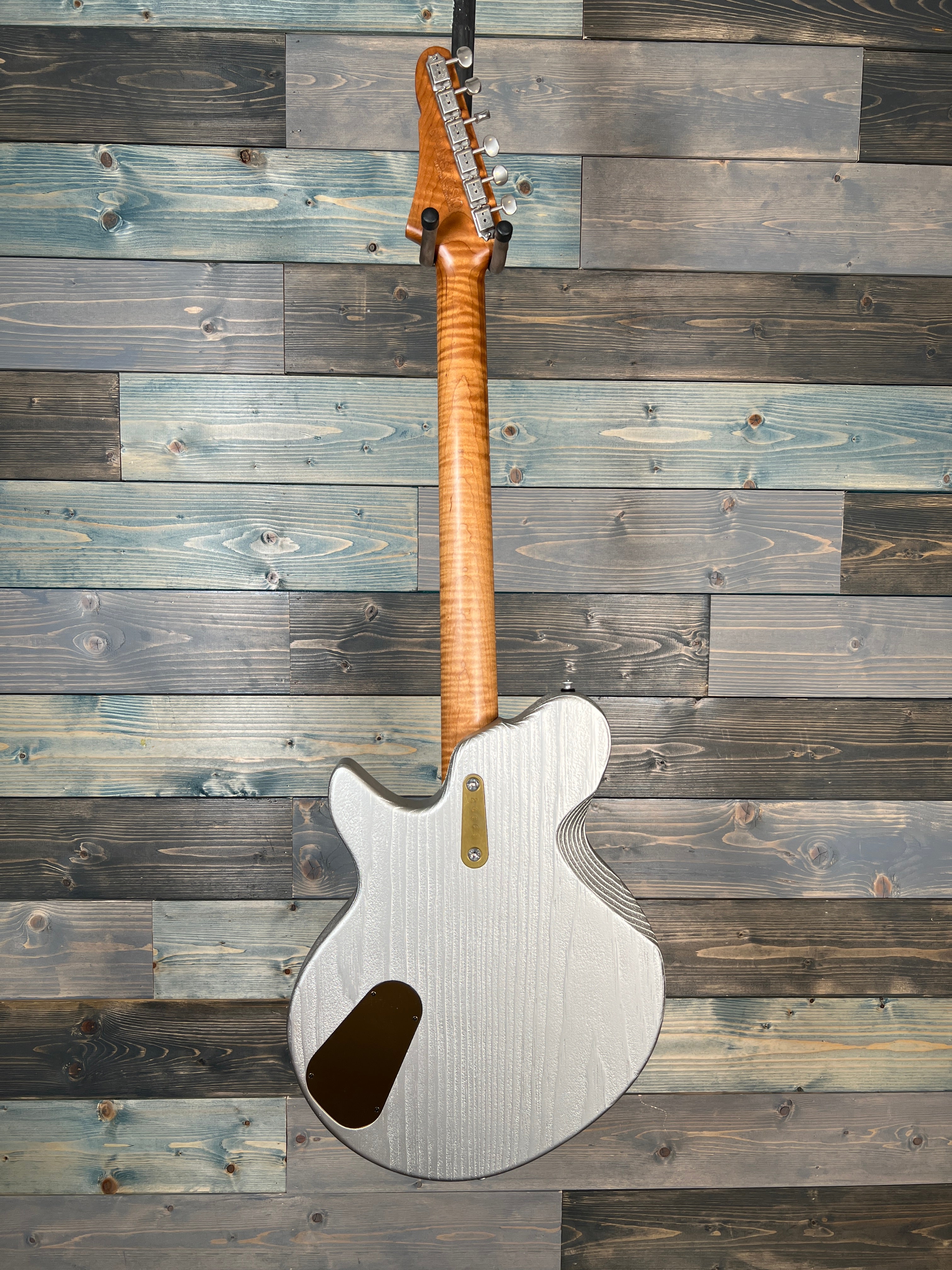 Eastman D'Ambrosio Offset '63 Electric Guitar - Inca Silver