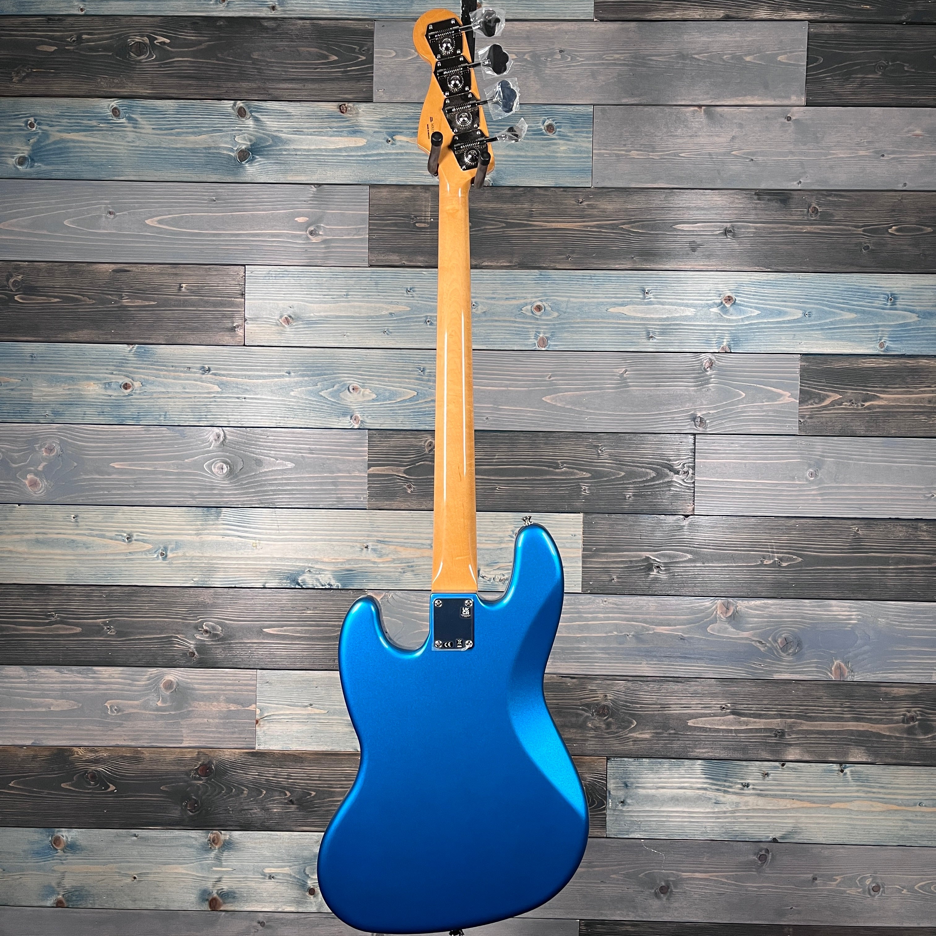 Fender Vintera II '60s Jazz Bass, Rosewood Fingerboard, Lake Placid Blue