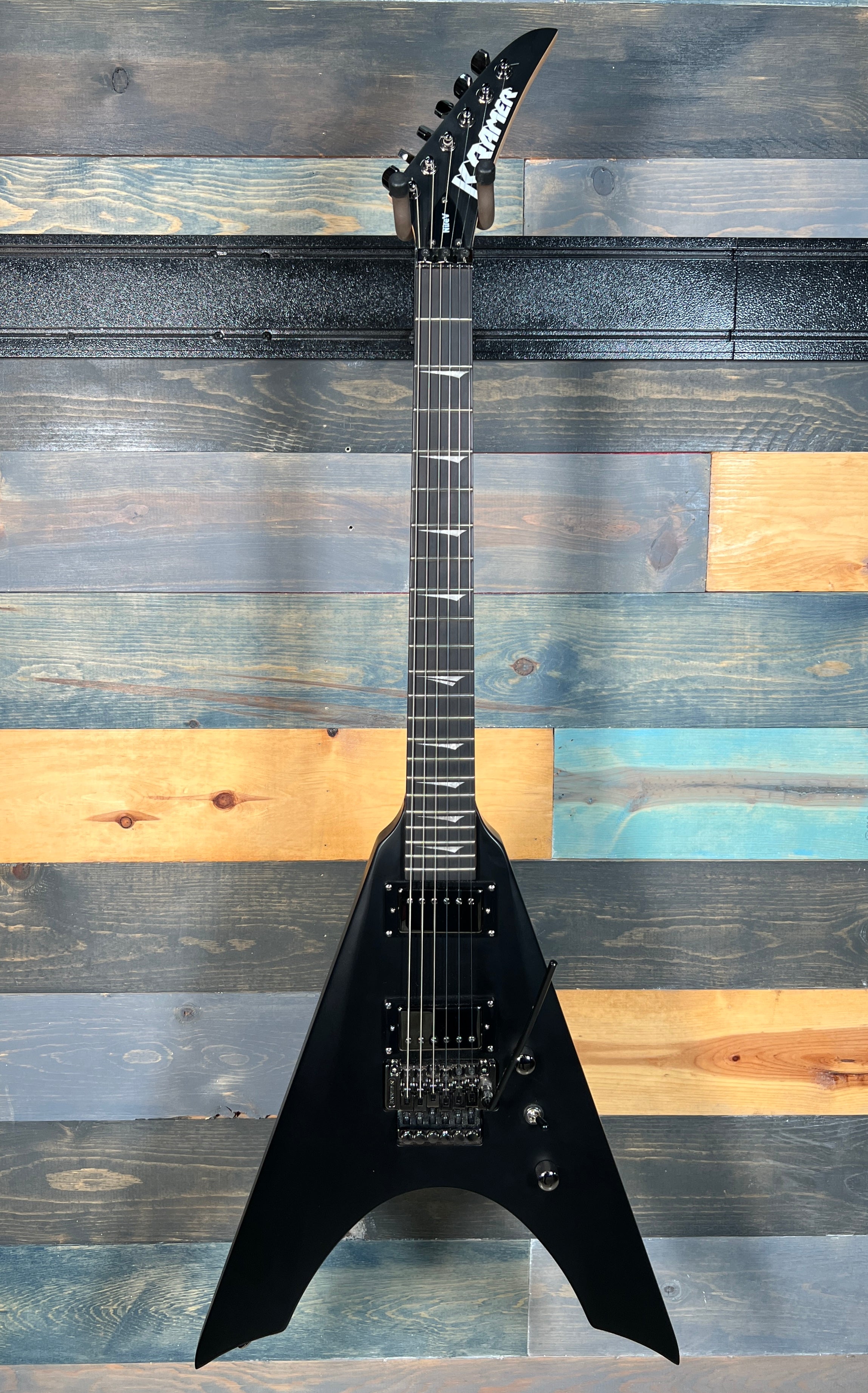 USED Kramer Nite V Floyd Rose - Satin Black