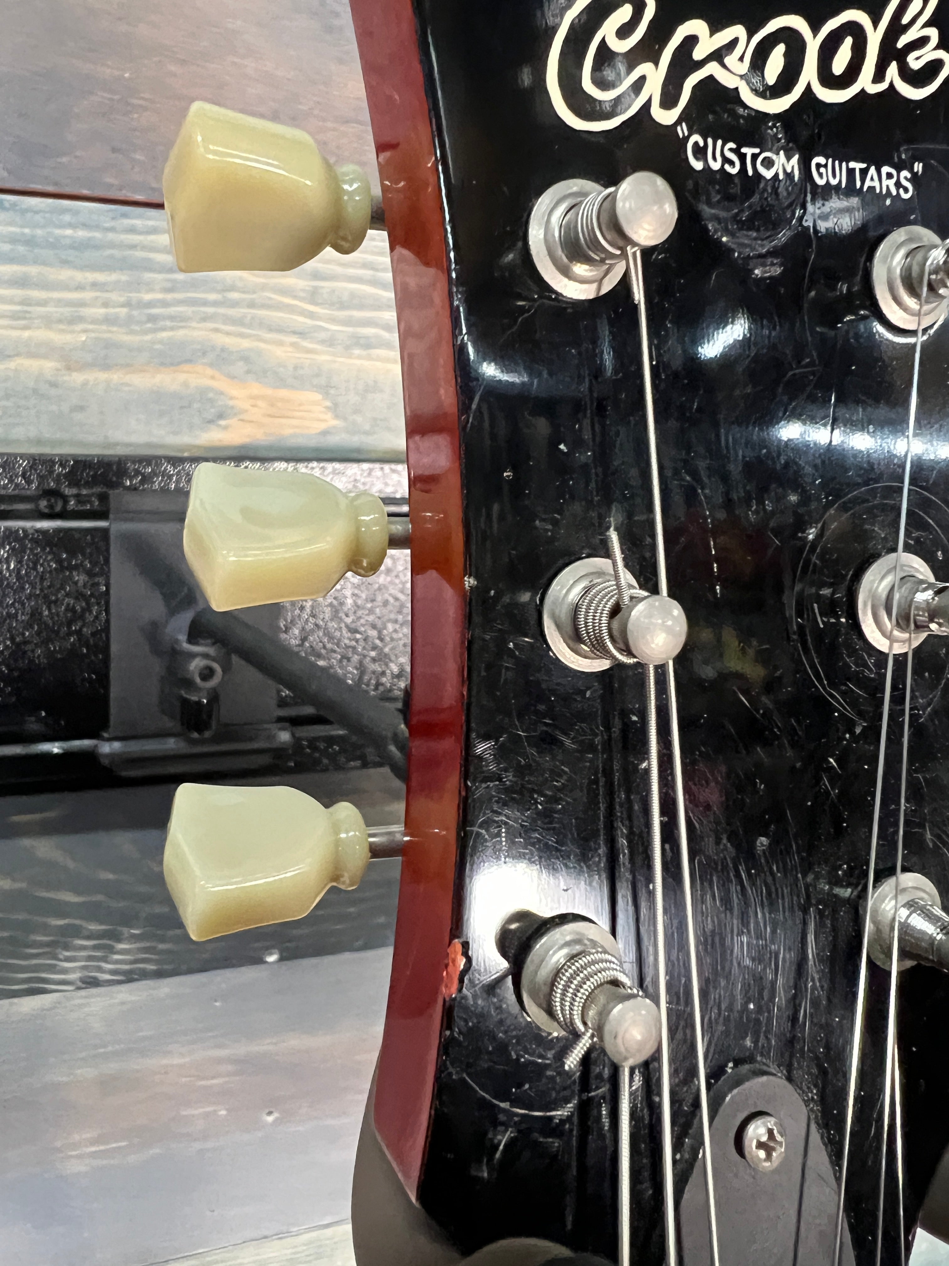 USED Crook Custom Guitars Les Paul - Washed Cherry