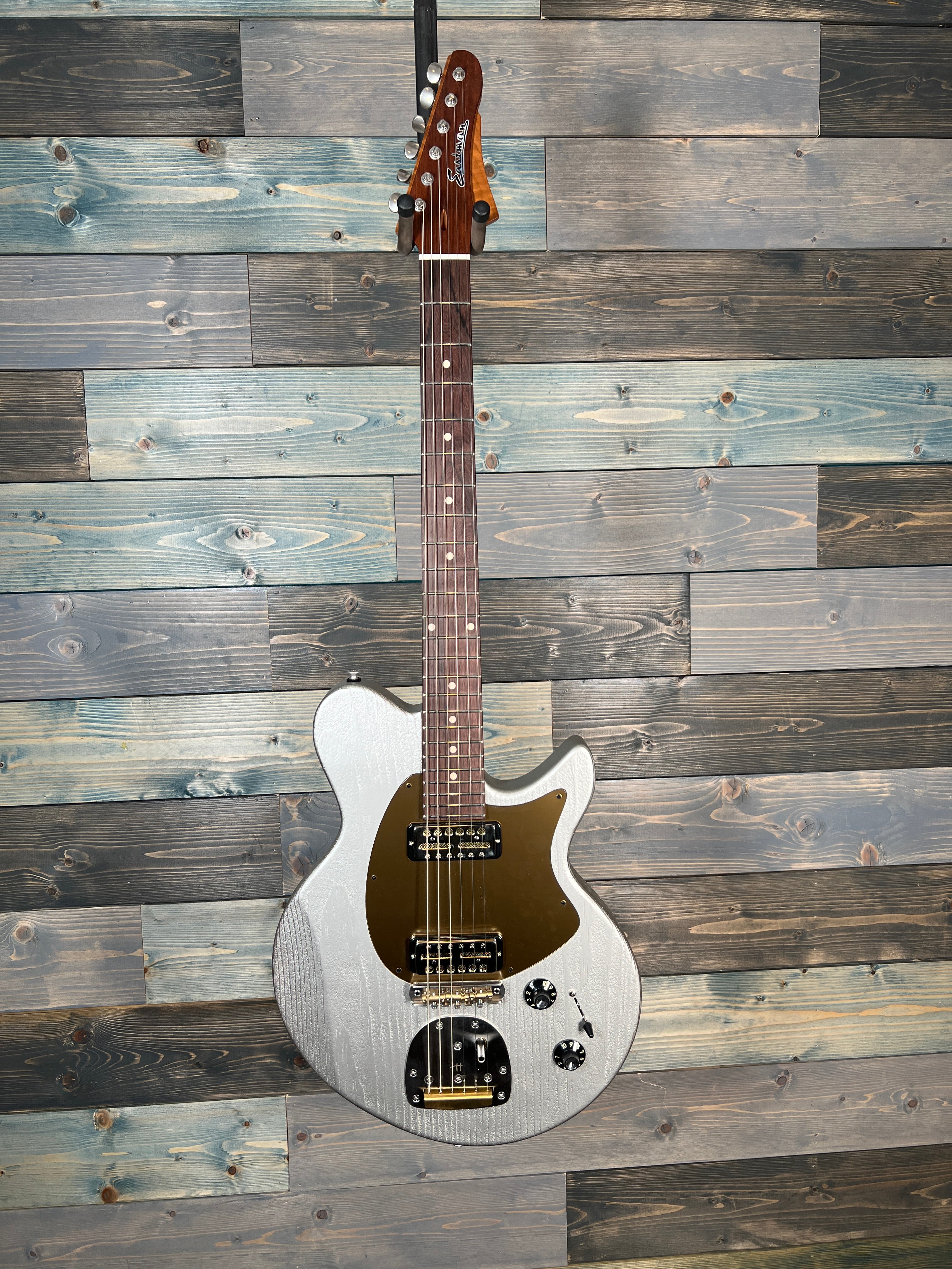 Eastman D'Ambrosio Offset '63 Electric Guitar - Inca Silver