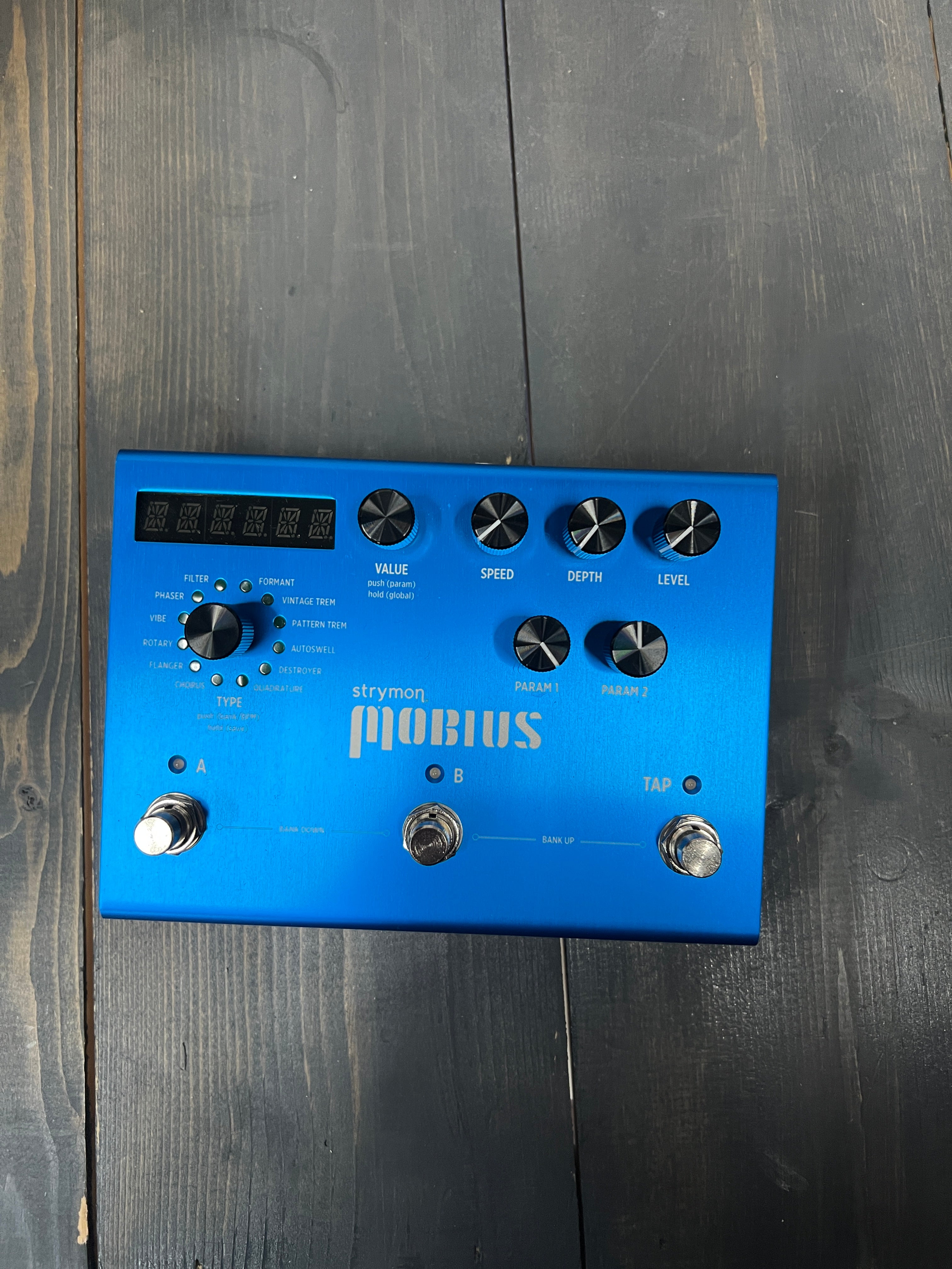 USED Strymon Mobius multi modulation