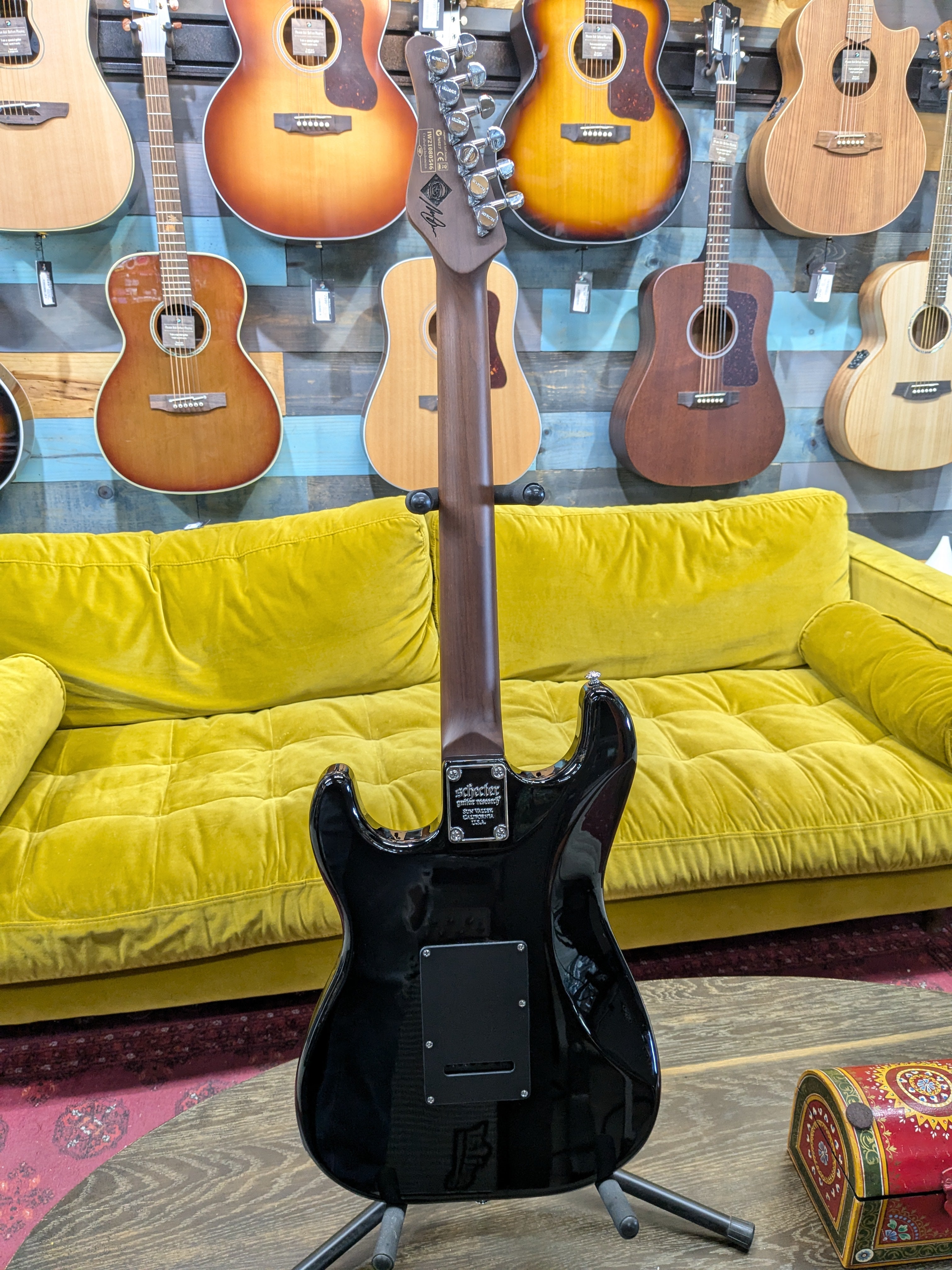 USED Schecter 274 Nick Johnston Traditional - Black