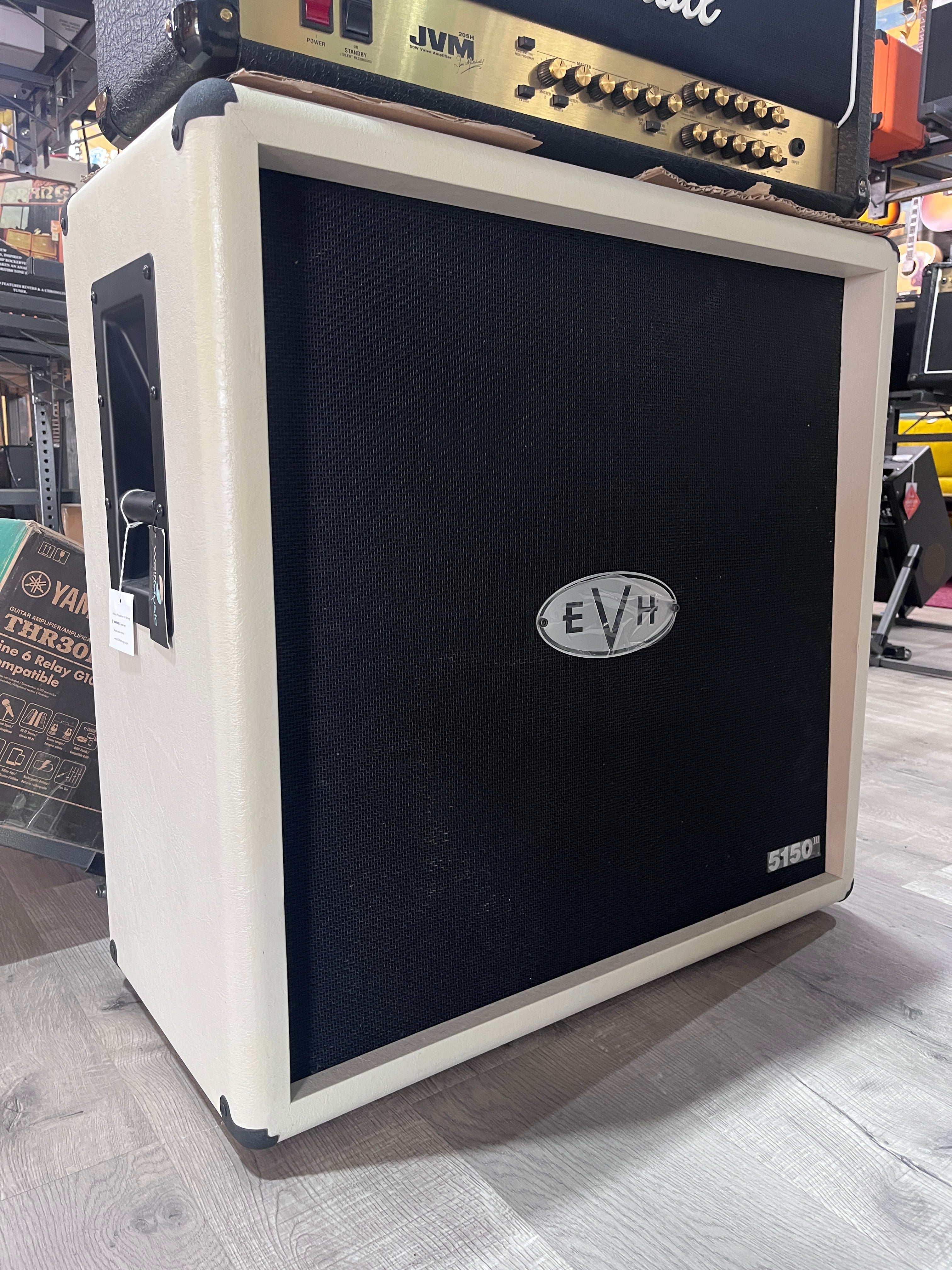 BLEM EVH 5150III 4x12 Straight Cabinet, Ivory IN STORE PICKUP ONLY
