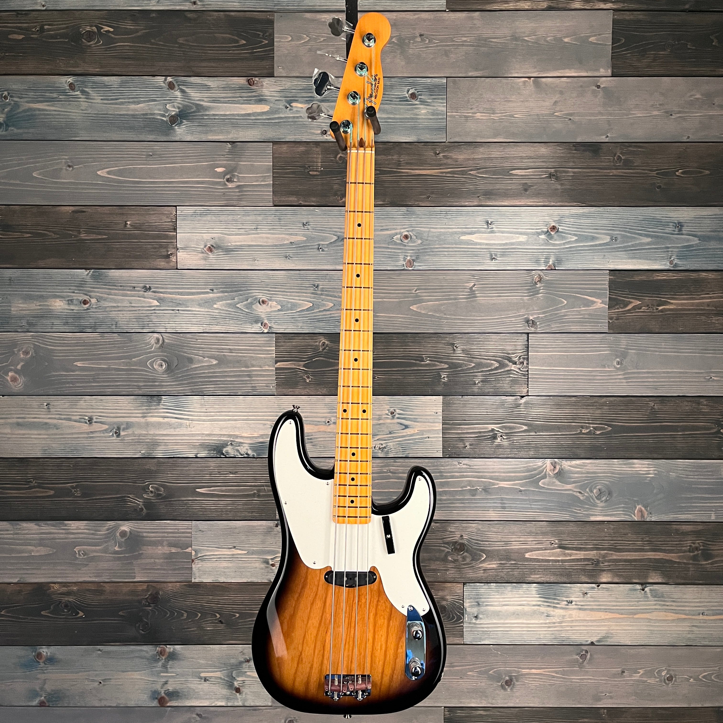 Fender American Vintage II 1954 Precision Bass, 2-Color Sunburst