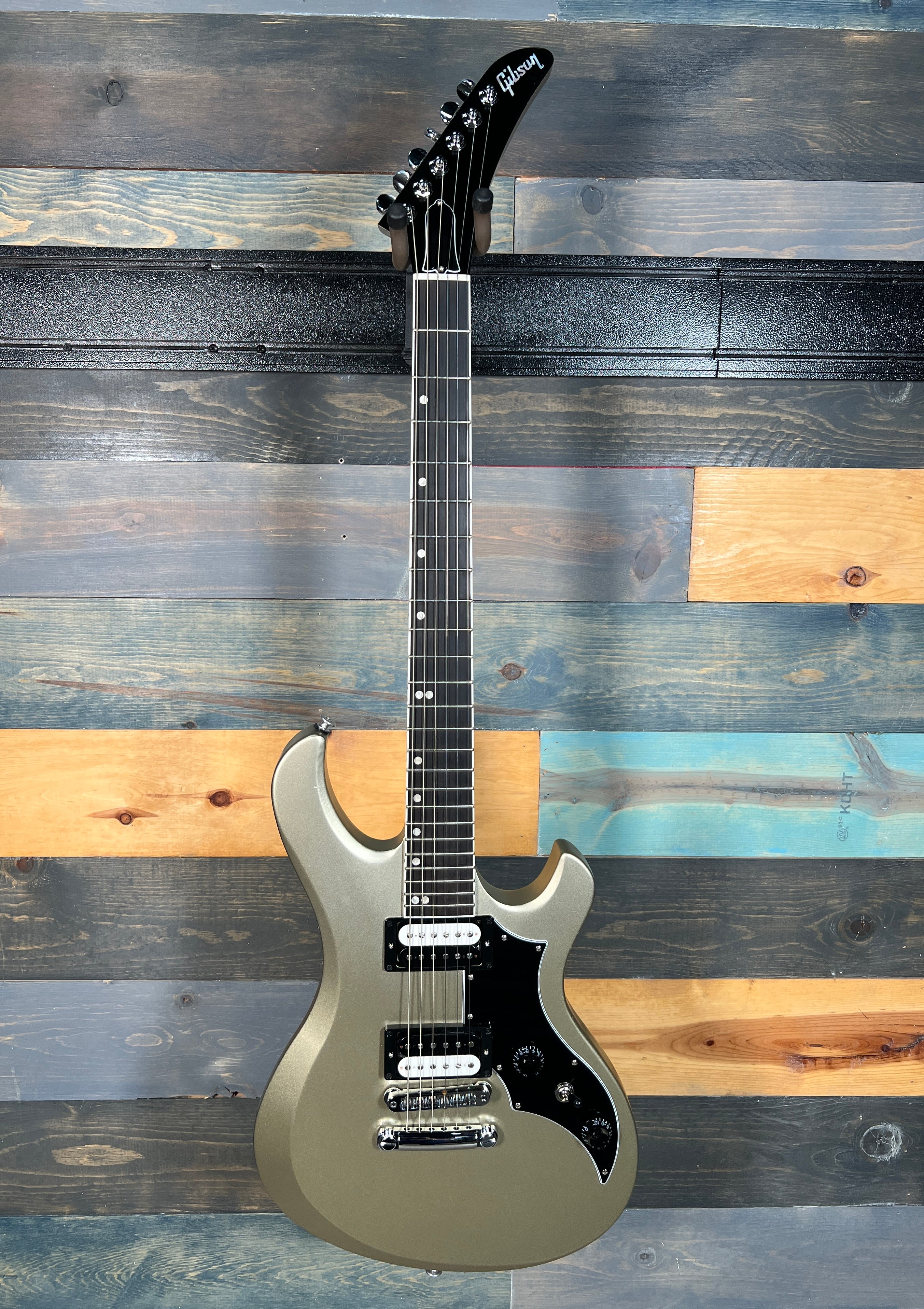 USED Gibson Victory - Gold Mist Satin