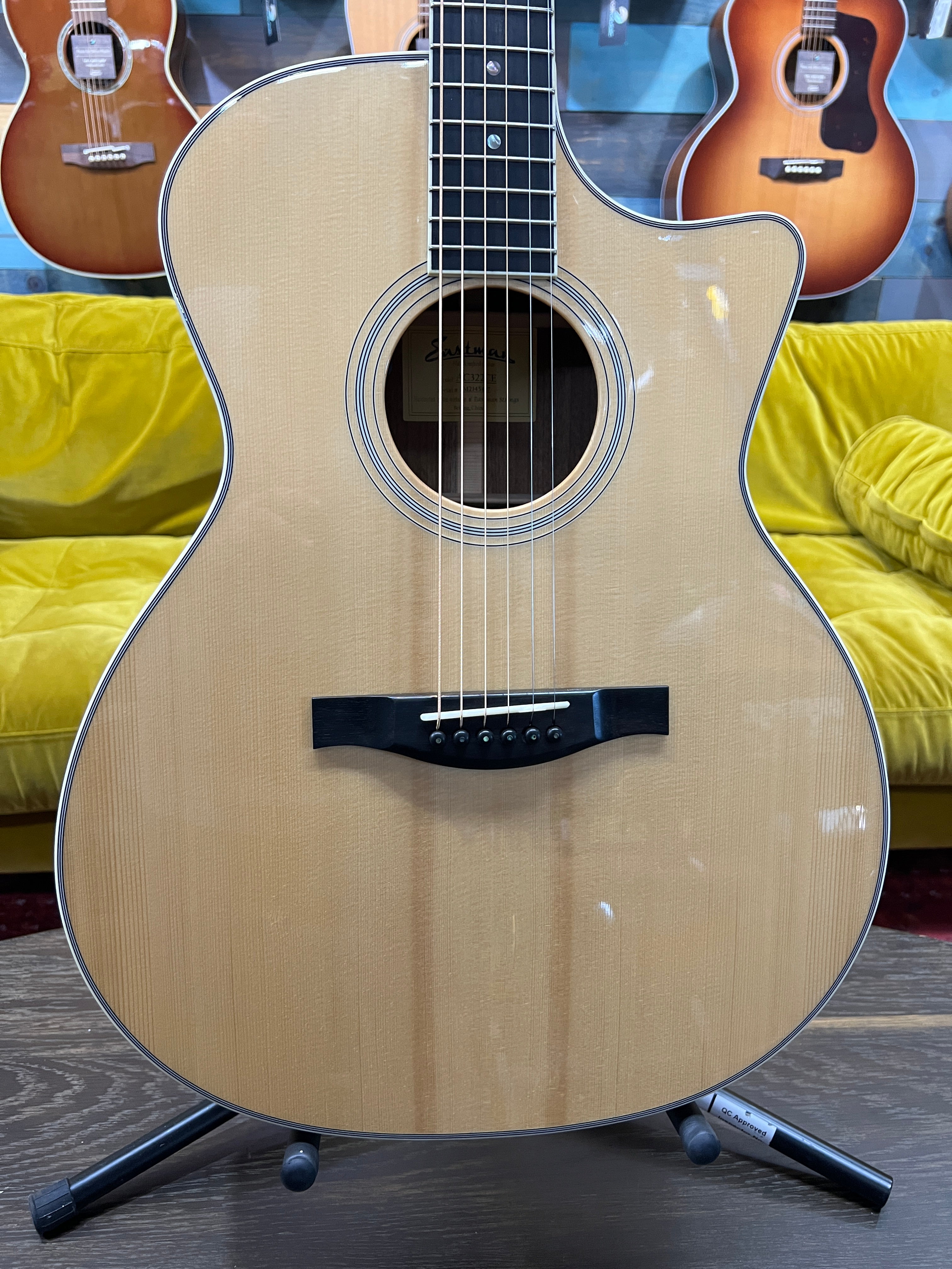 USED Eastman AC322CE Acoustic Electric Guitar