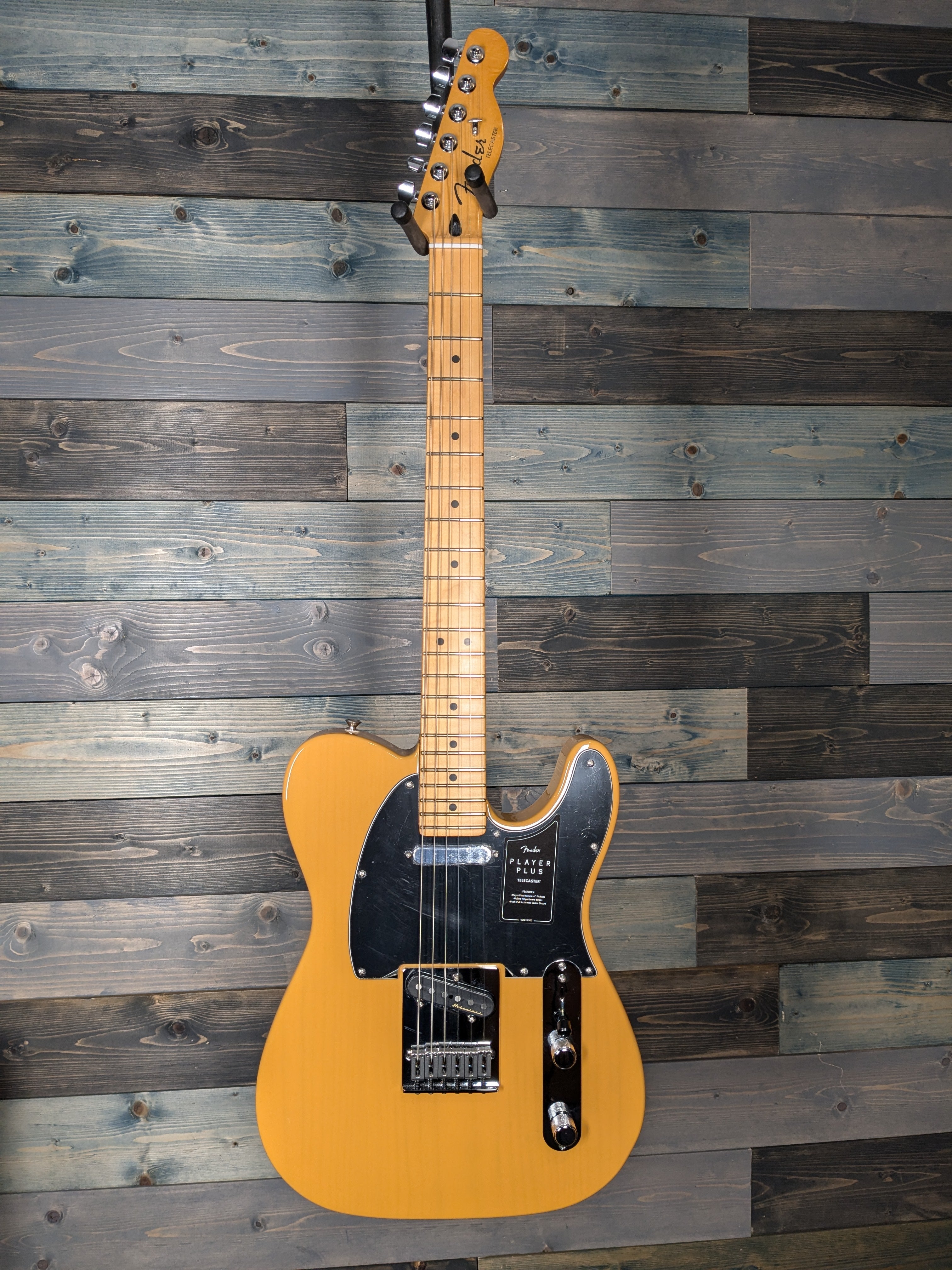 DEMO Fender Player Plus Telecaster, Maple Fingerboard, Butterscotch Blonde