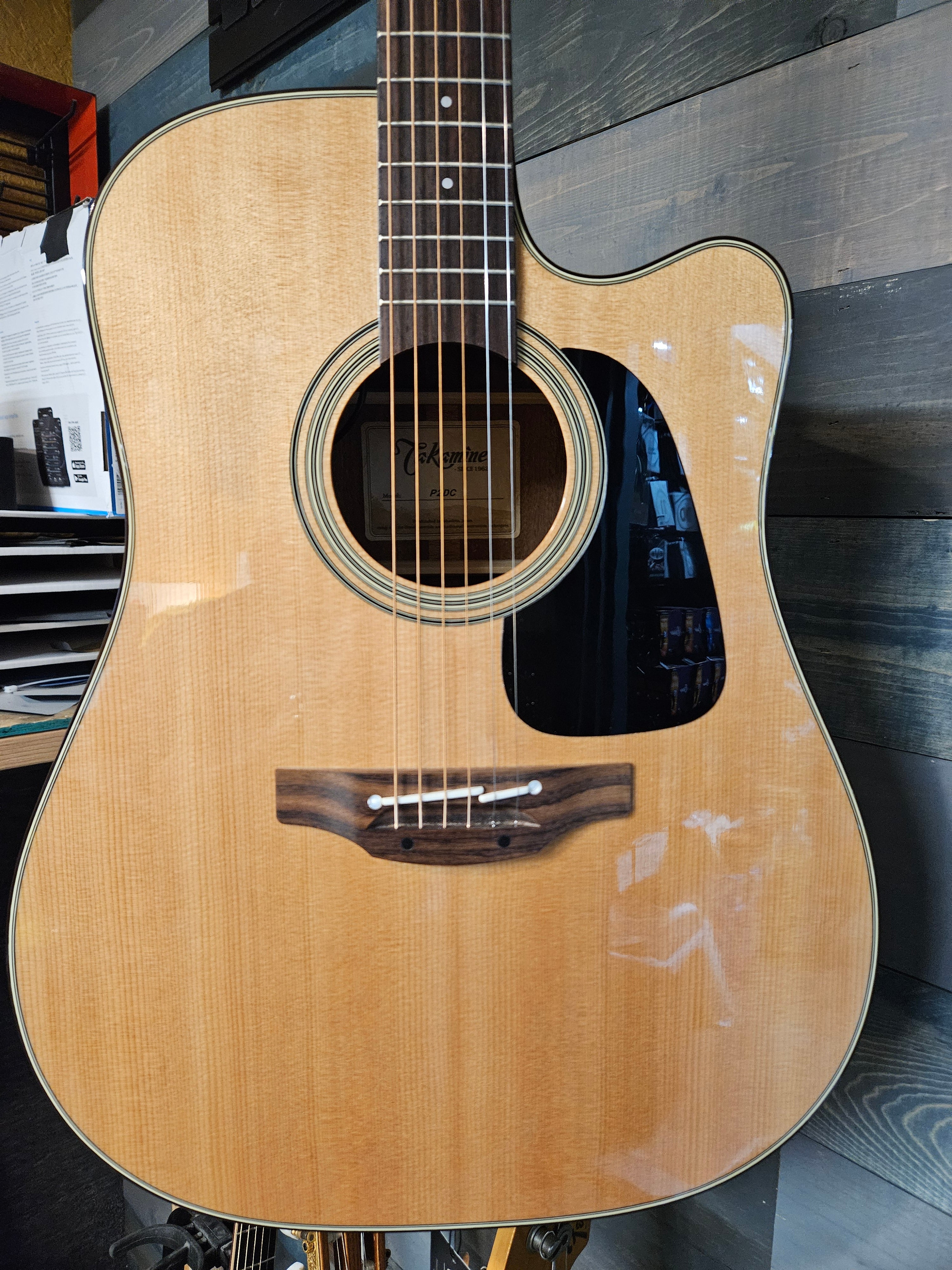 USED Takamine P2DC Acoustic Guitar w/Case