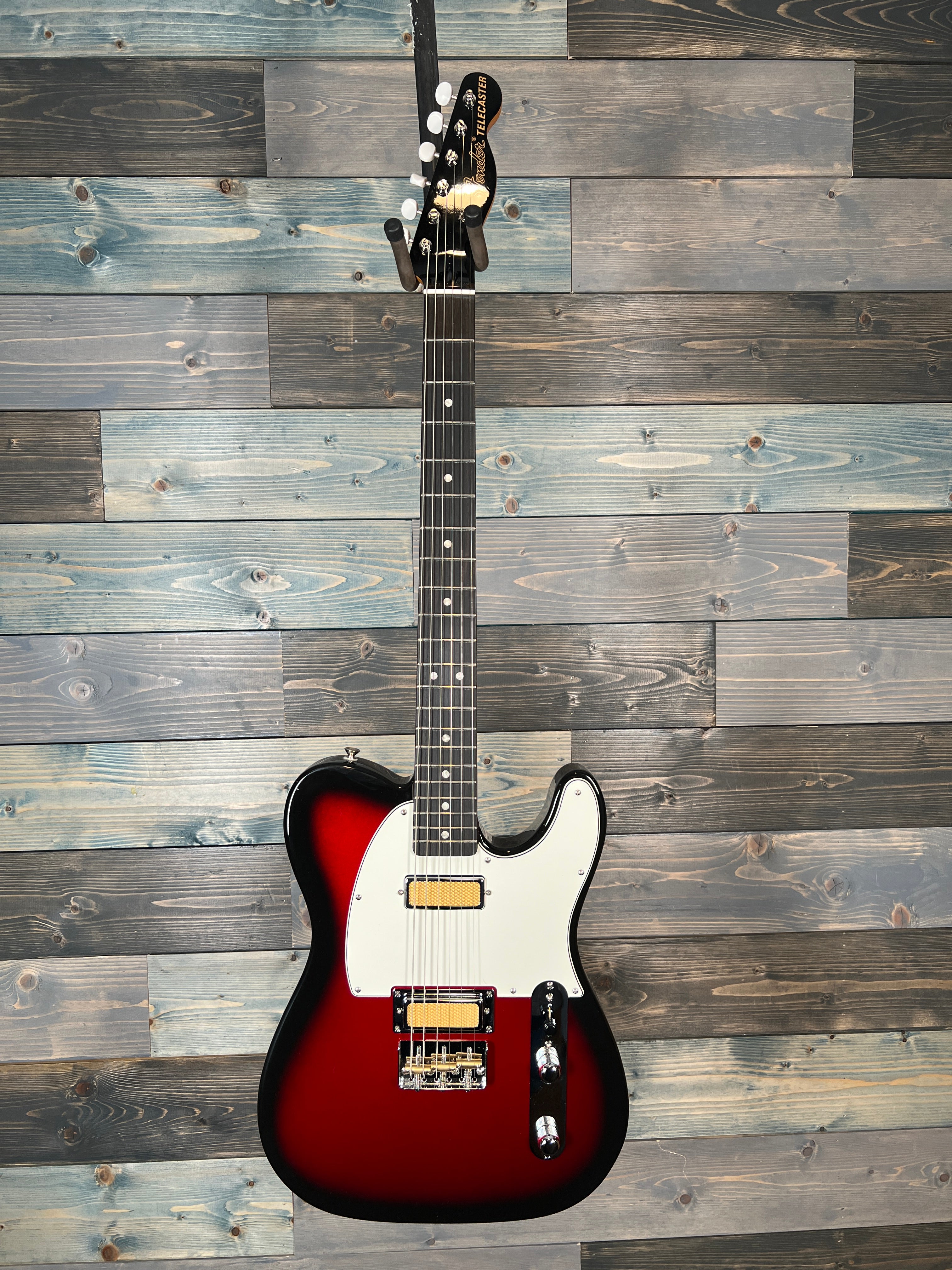 USED Fender Gold Foil Telecaster - Candy Apple Burst