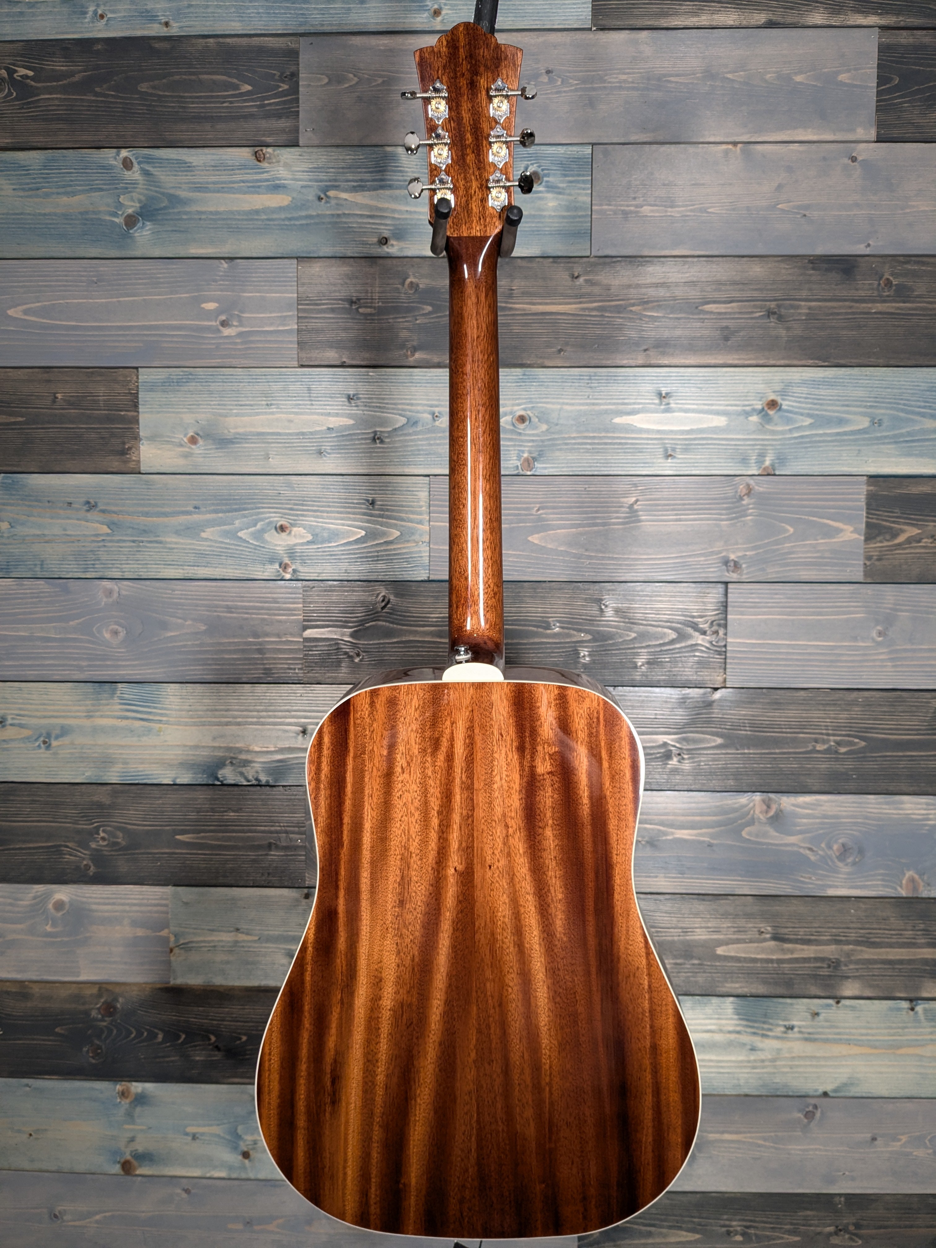 DEMO Guild D-140 Dreadnought Acoustic Guitar - Natural Gloss