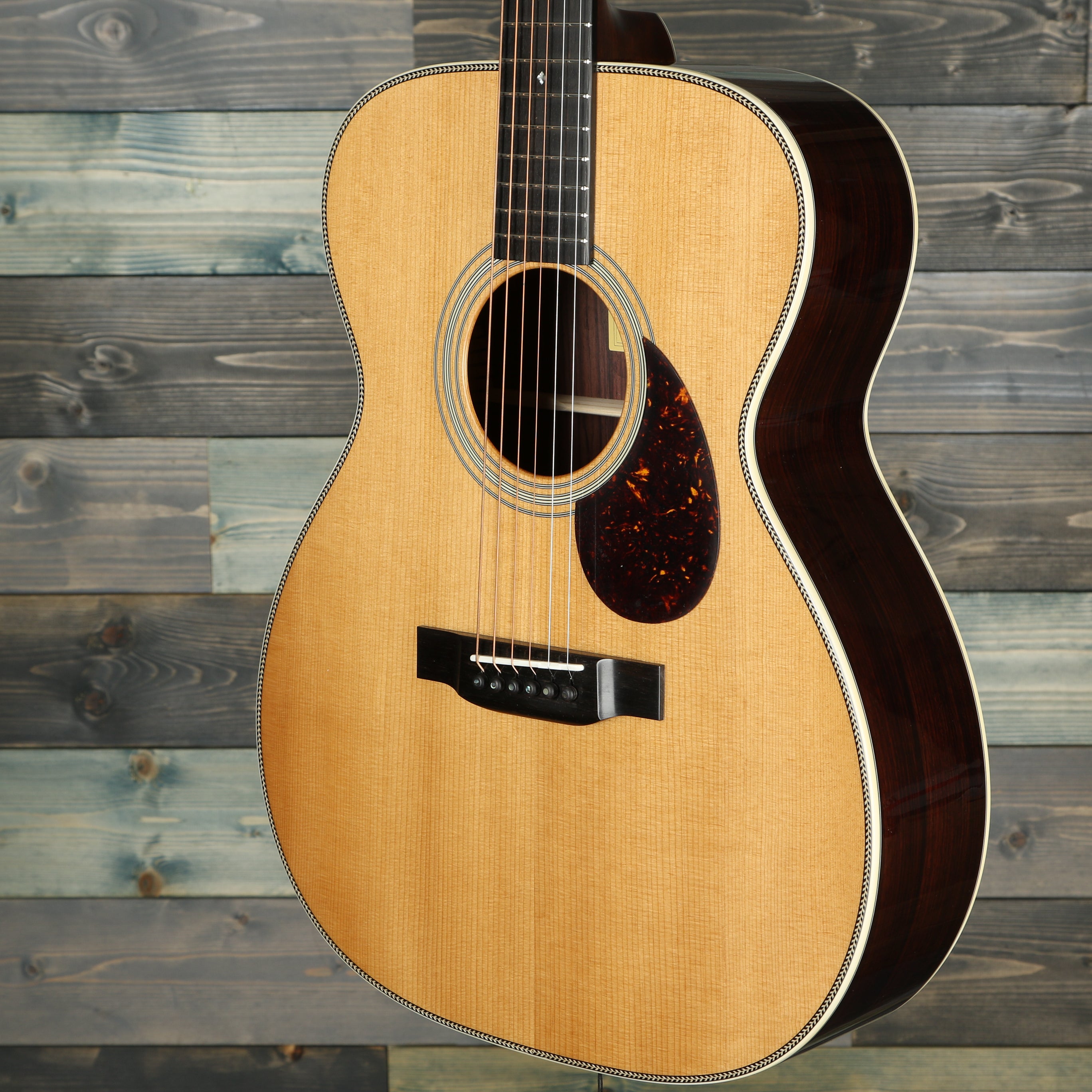 Eastman Guitars E20OM-TC Thermocured Solid Top Acoustic Guitar
