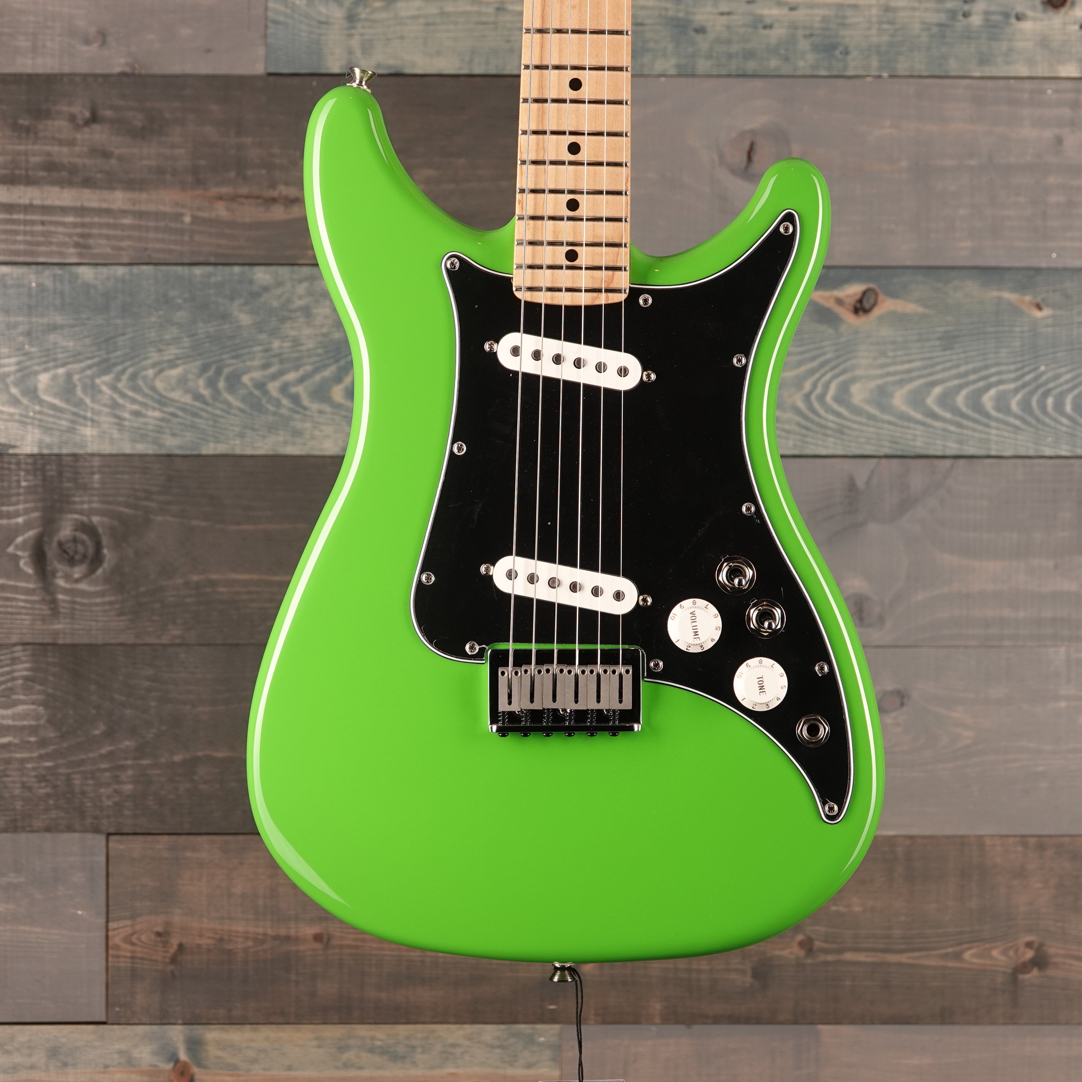 Fender Player Lead II, Maple Fingerboard, Neon Green