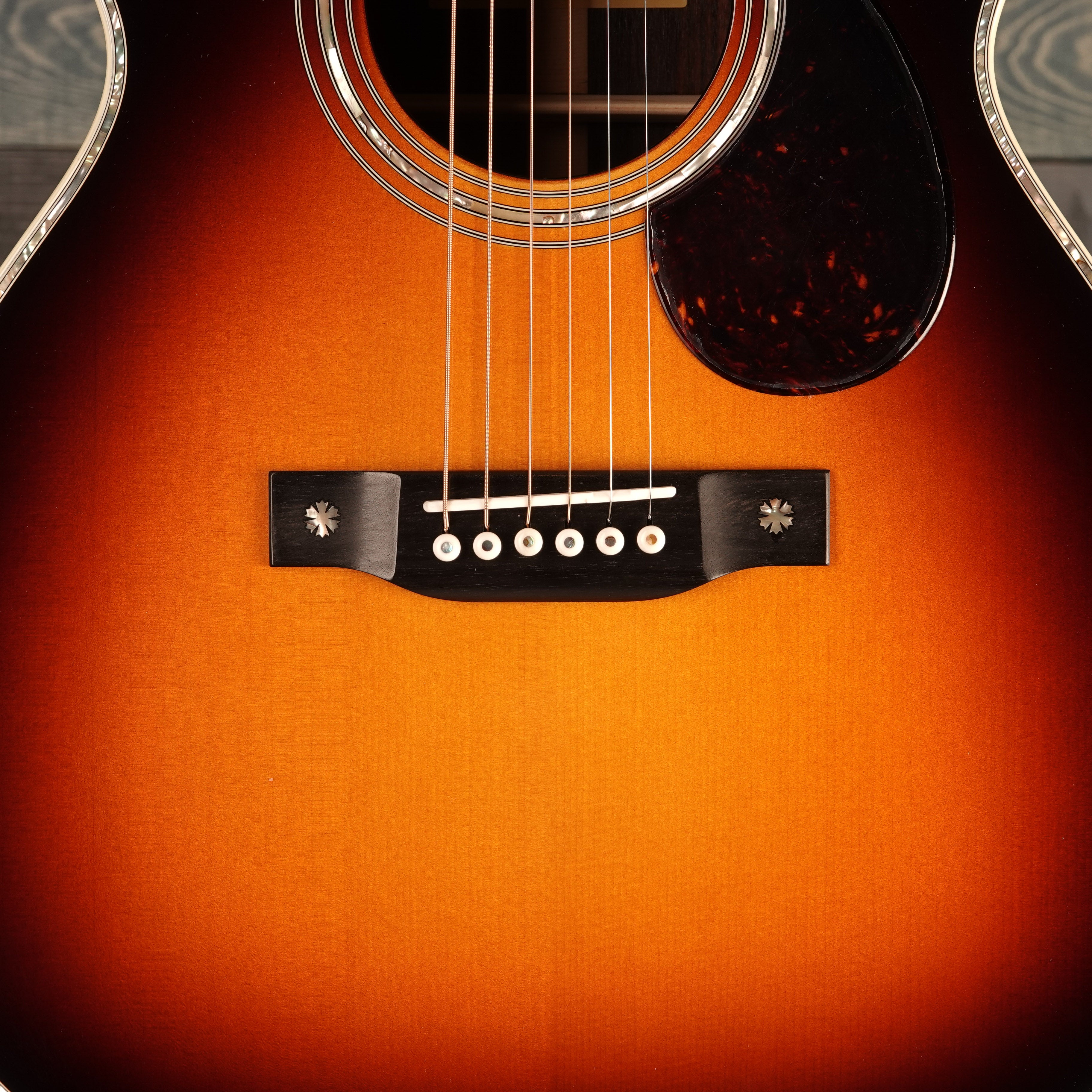 Eastman Guitars E40OM-SB Sunburst Solid Rosewood Acoustic Guitar