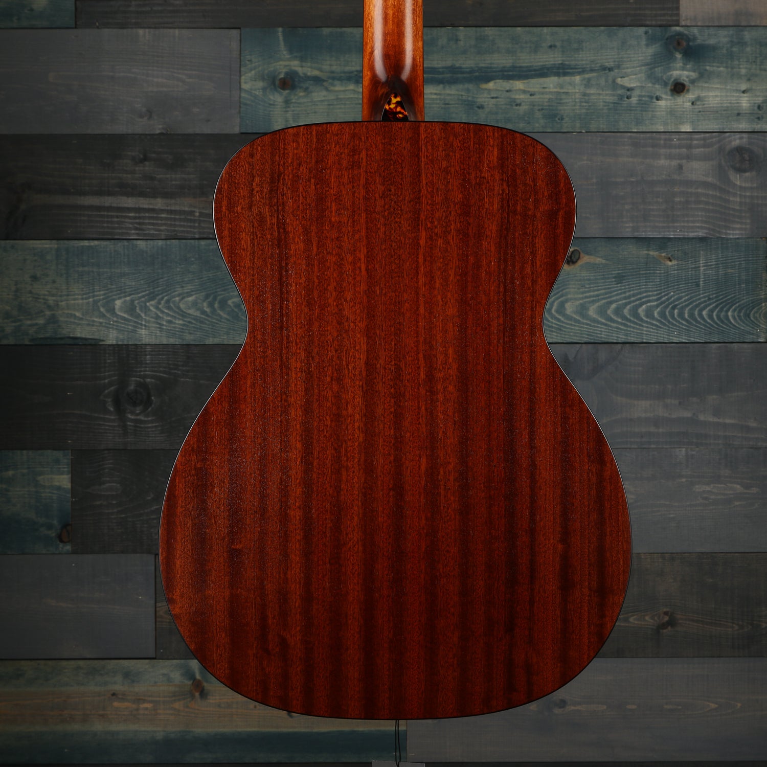 Eastman Guitars E1OM Natural Acoustic Guitar