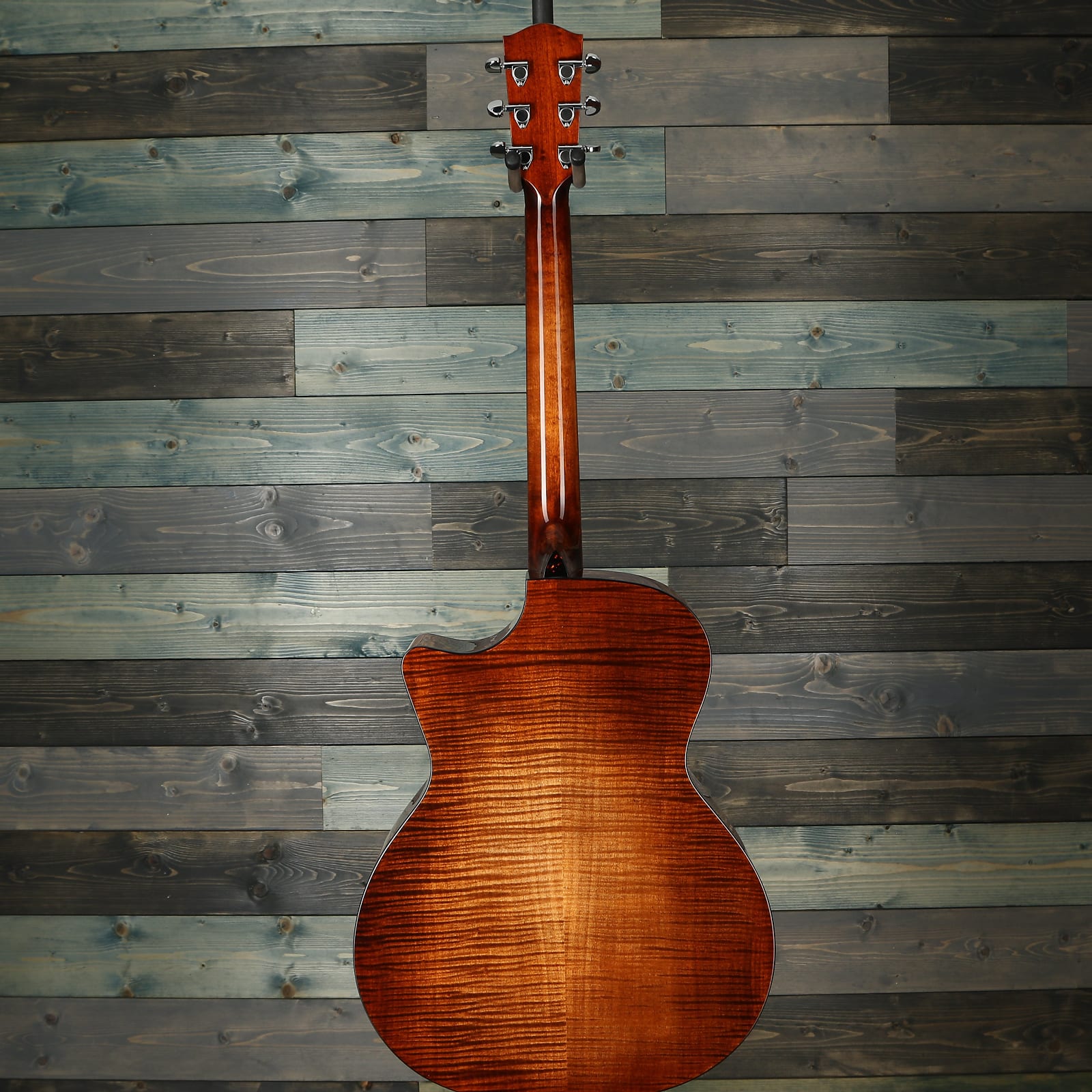 Eastman PCH3-GACE-CLA Acoustic Electric Guitar w/Padded Gig Bag
