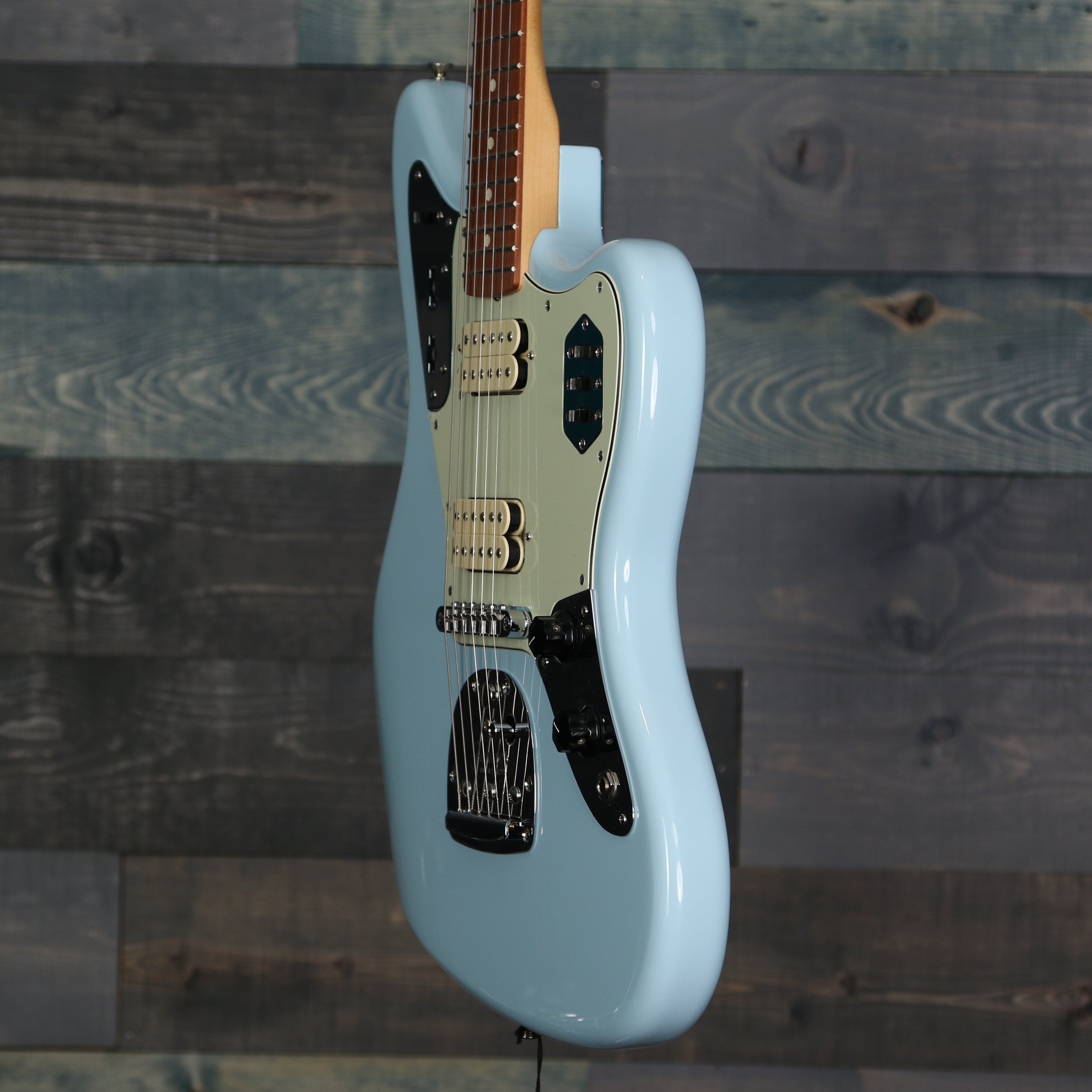 Fender Vintera® '60s Jaguar® Modified HH, Pau Ferro Fingerboard, Sonic Blue