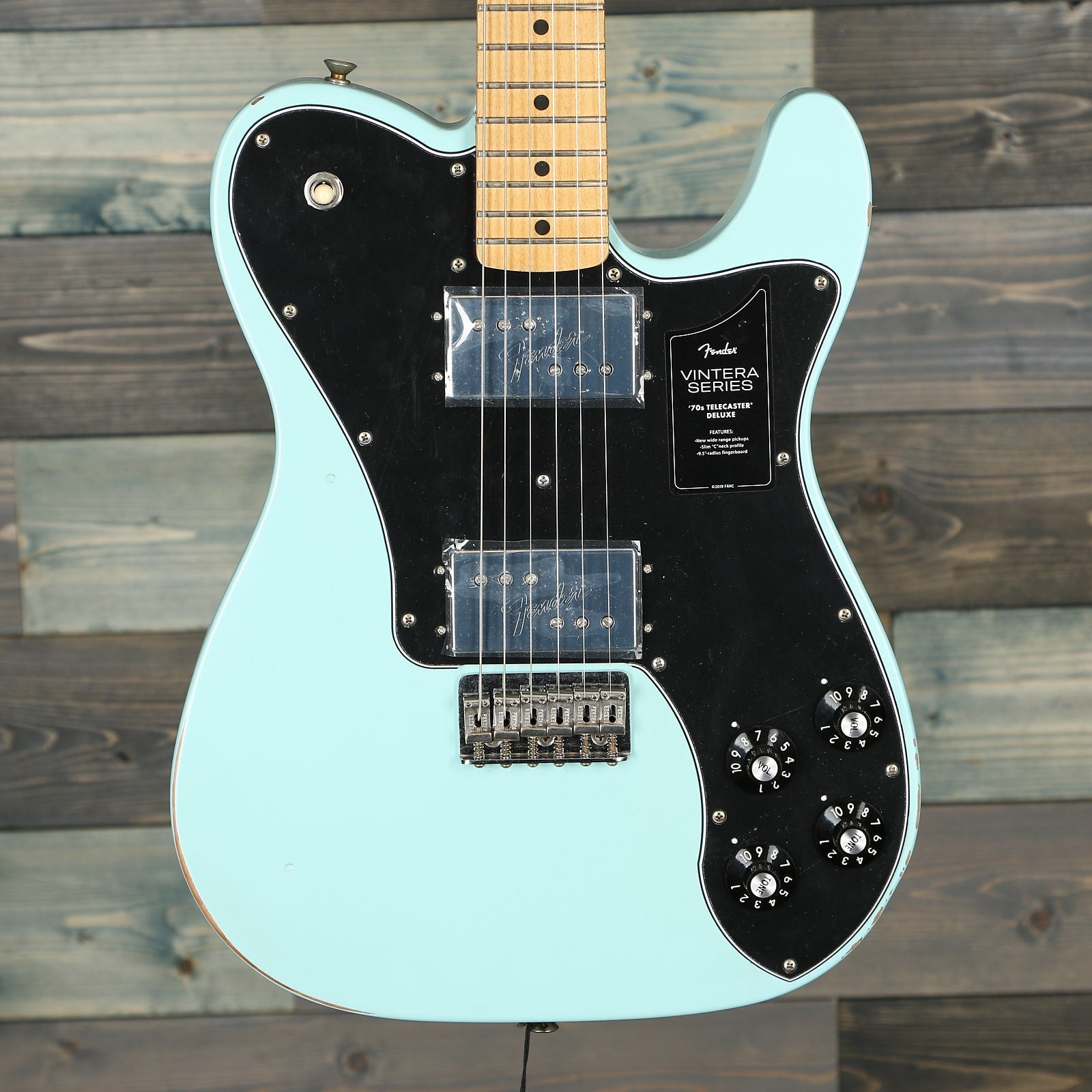 Fender Vintera Road Worn '70s Telecaster Deluxe, Maple FB, Daphne Blue