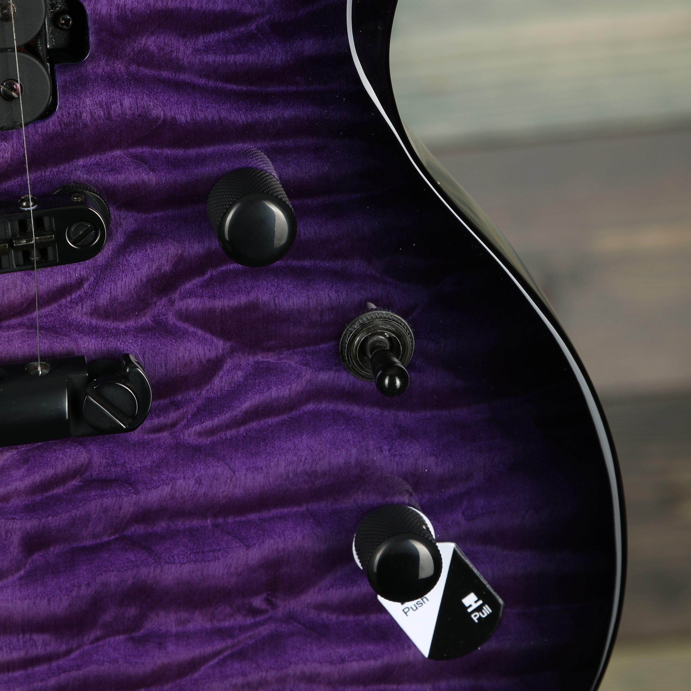 ESP LTD Viper-1000 Quilted Maple Electric - See Thru Purple Sunburst