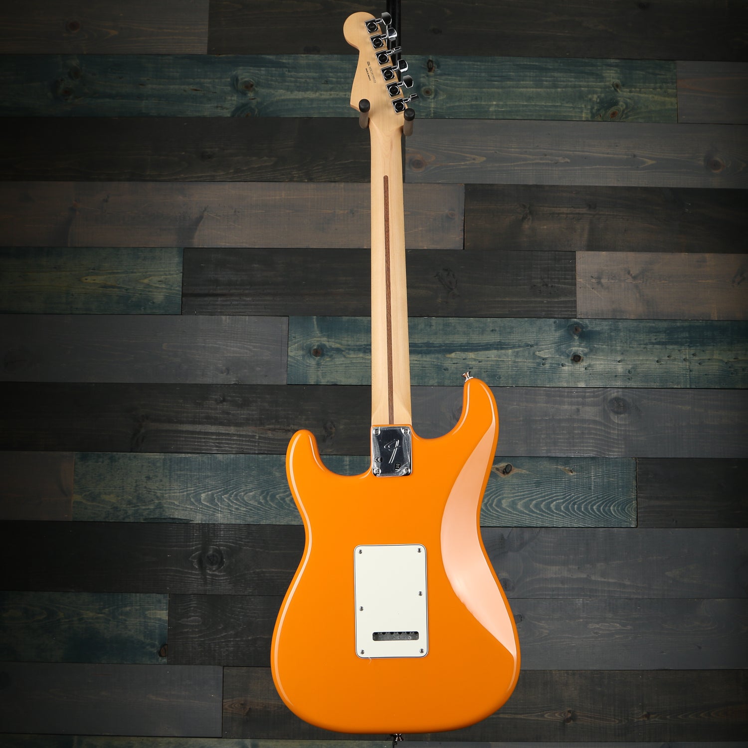Fender Player Stratocaster®, Maple Fingerboard, Capri Orange