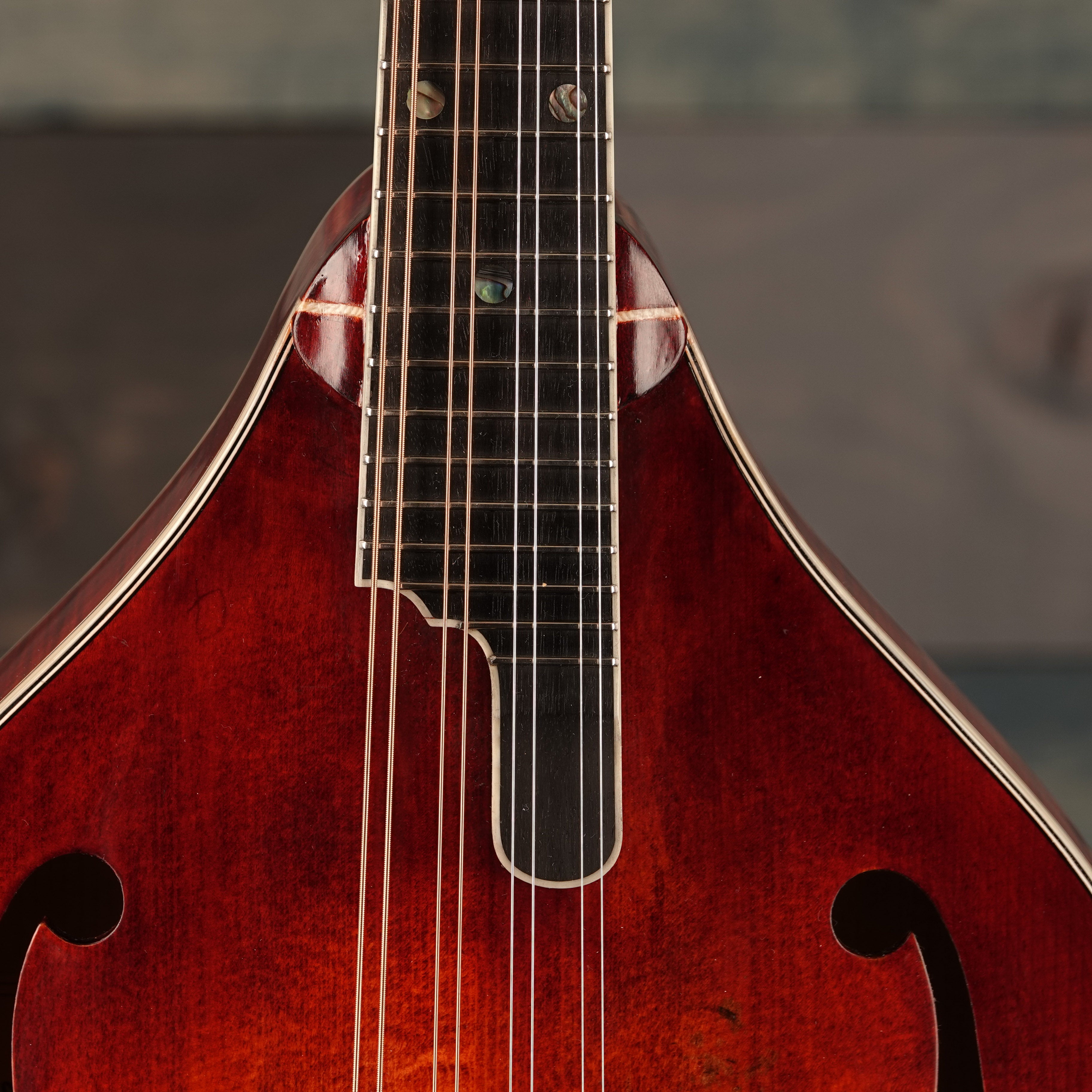 Eastman MD805V A-Style Antique Varnish F-Hole Mandolin