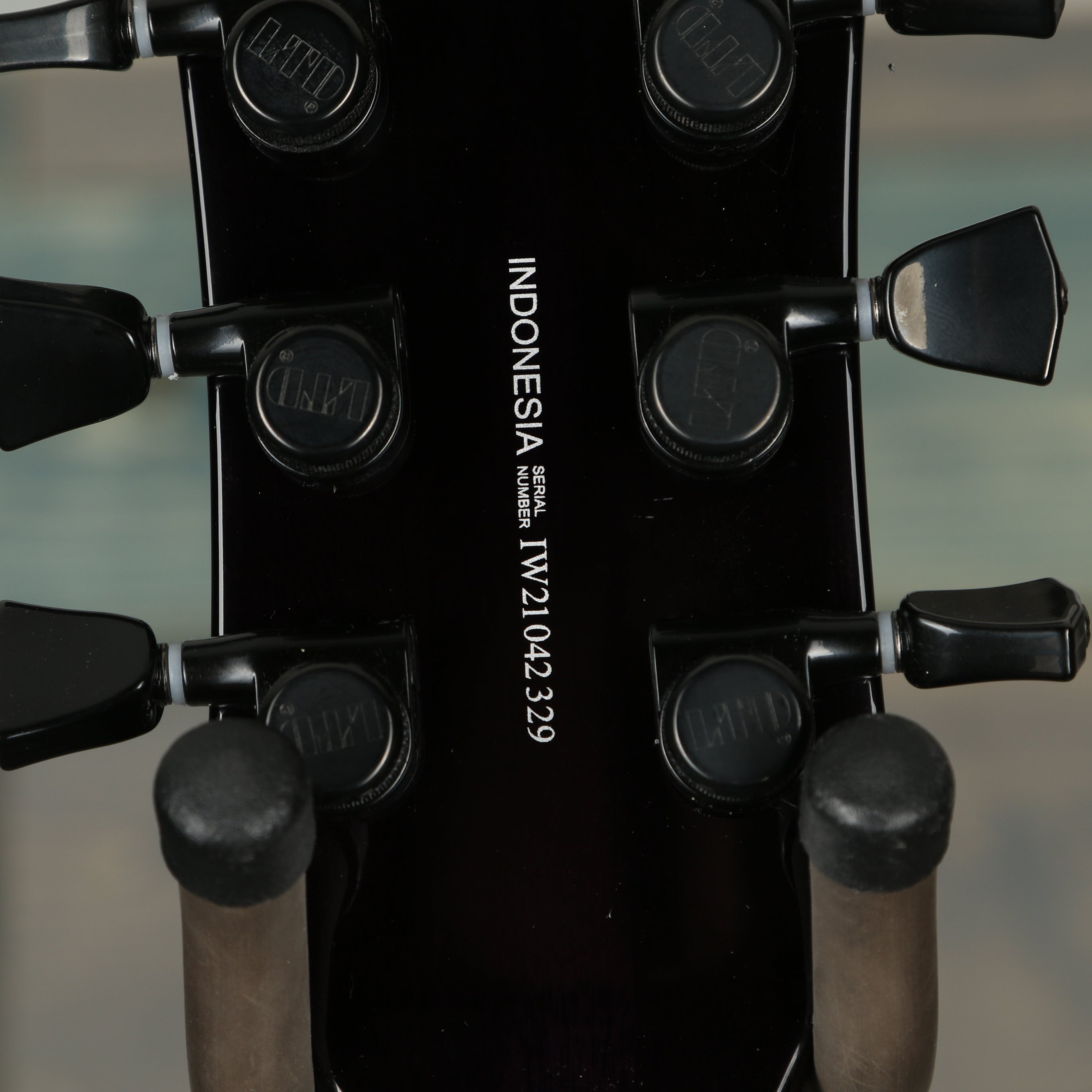 ESP LTD Viper-1000 Quilted Maple Electric - See Thru Purple Sunburst