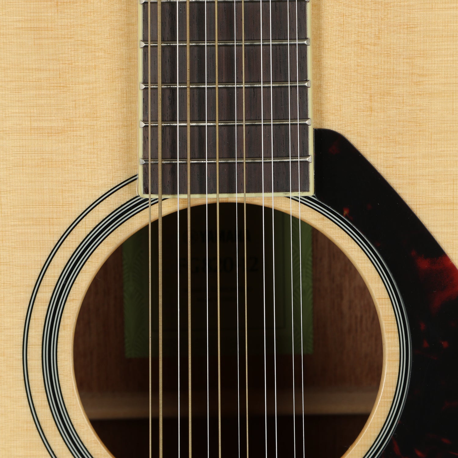 Yamaha FG820 12-String Natural Dreadnought Acoustic Guitar