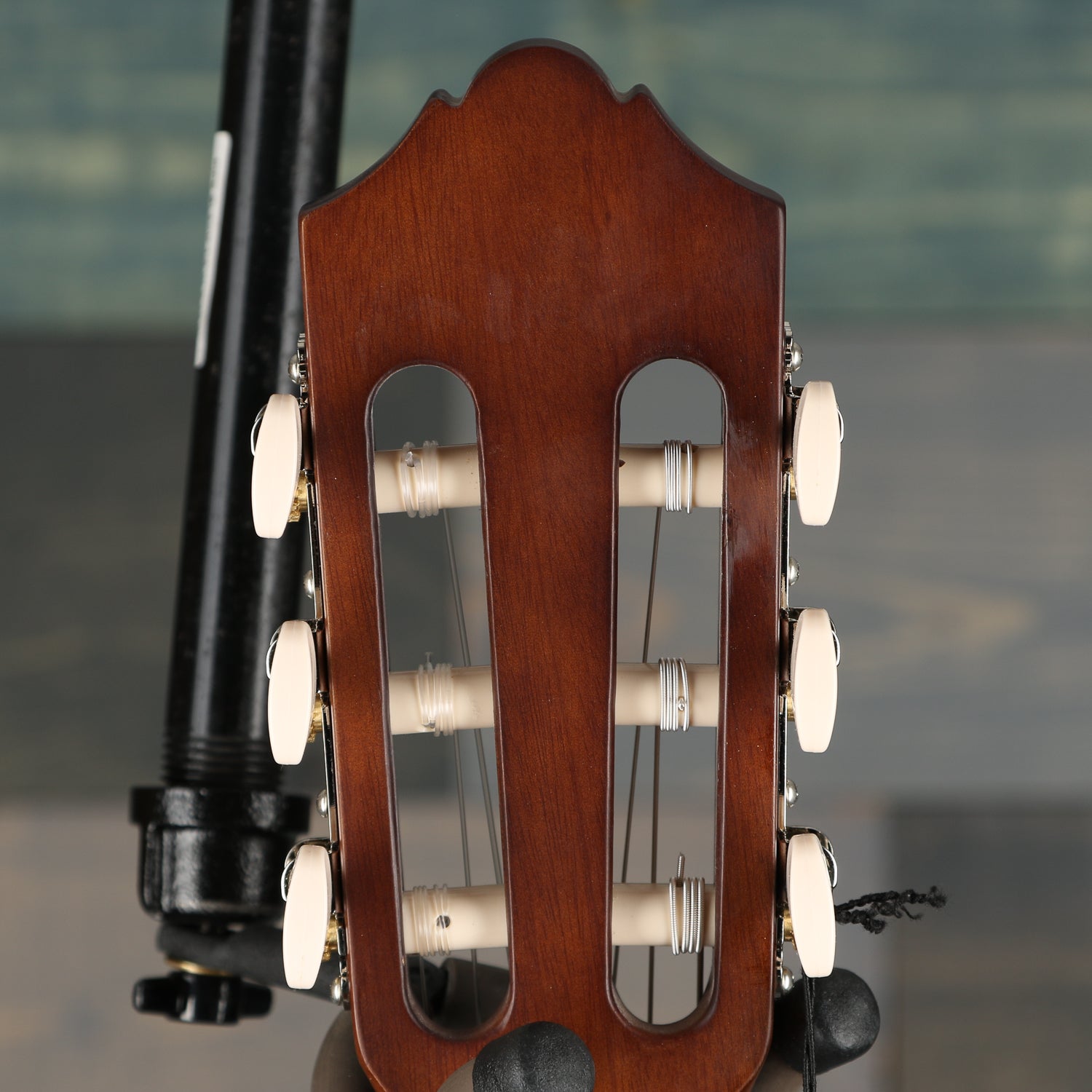 Yamaha C40II Natural Full Scale Classical Guitar