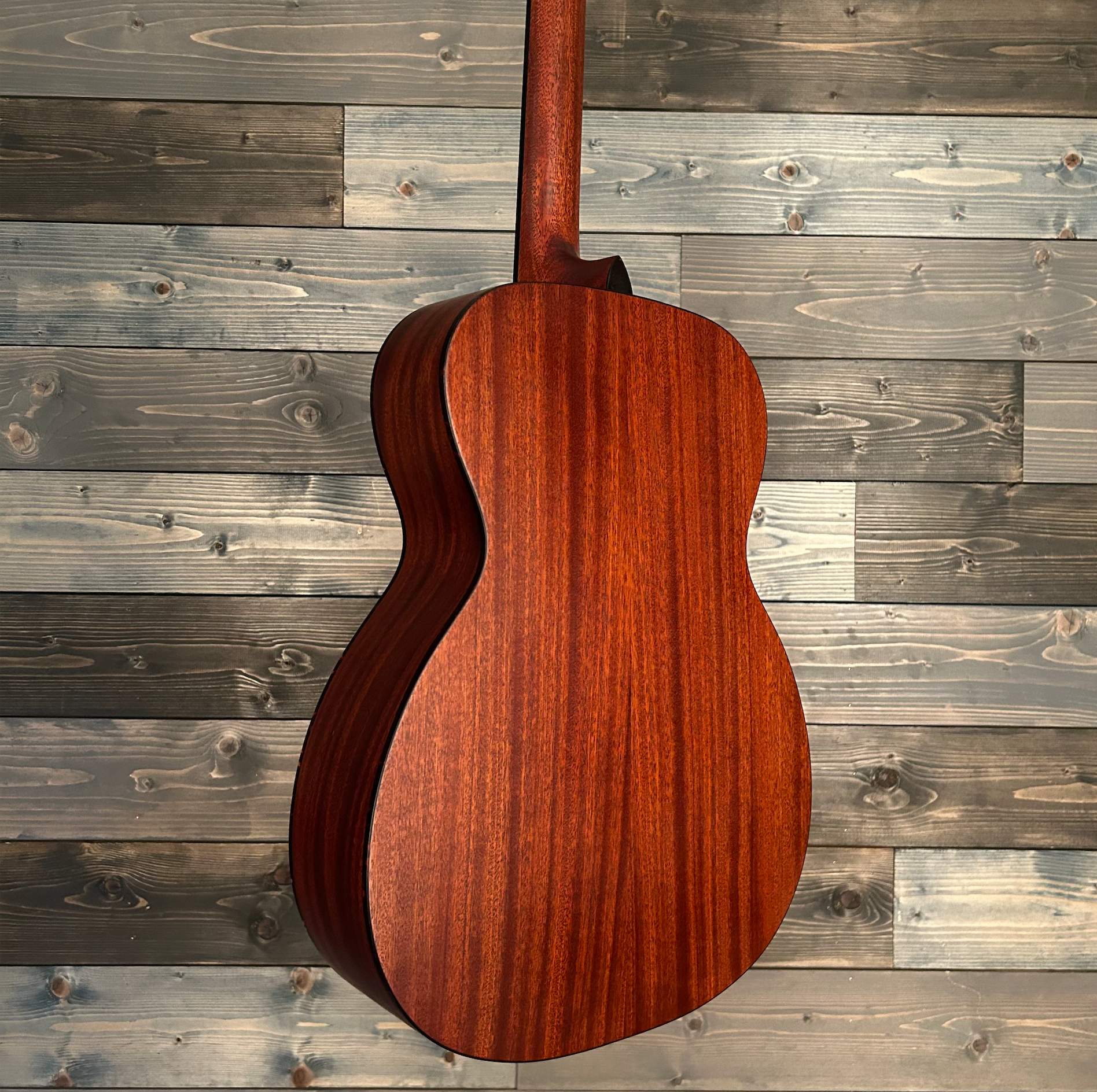 Eastman Guitars E1OM Natural Acoustic Guitar