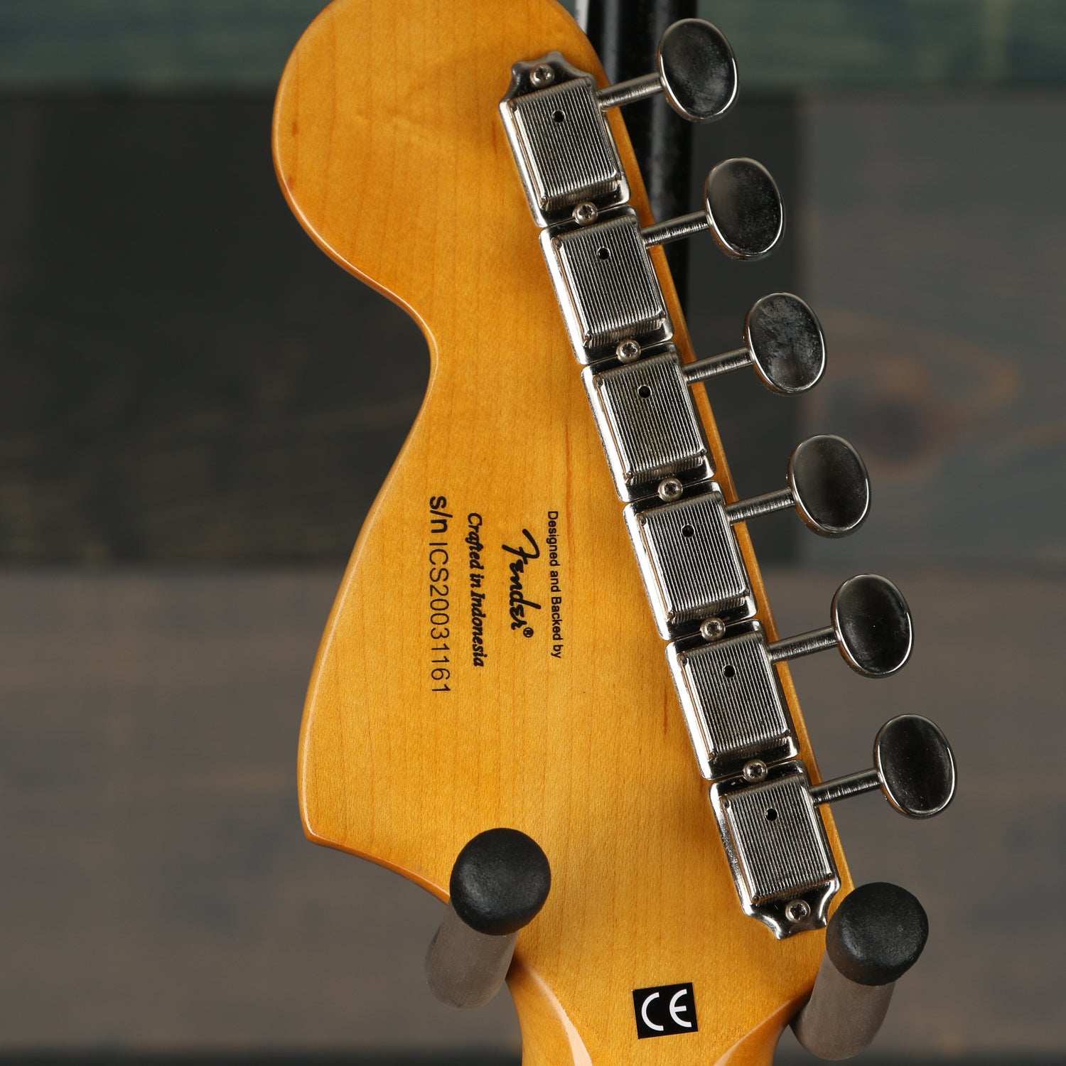 Fender Squier Classic Vibe '70s Stratocaster, Laurel Fingerboard, Olympic White