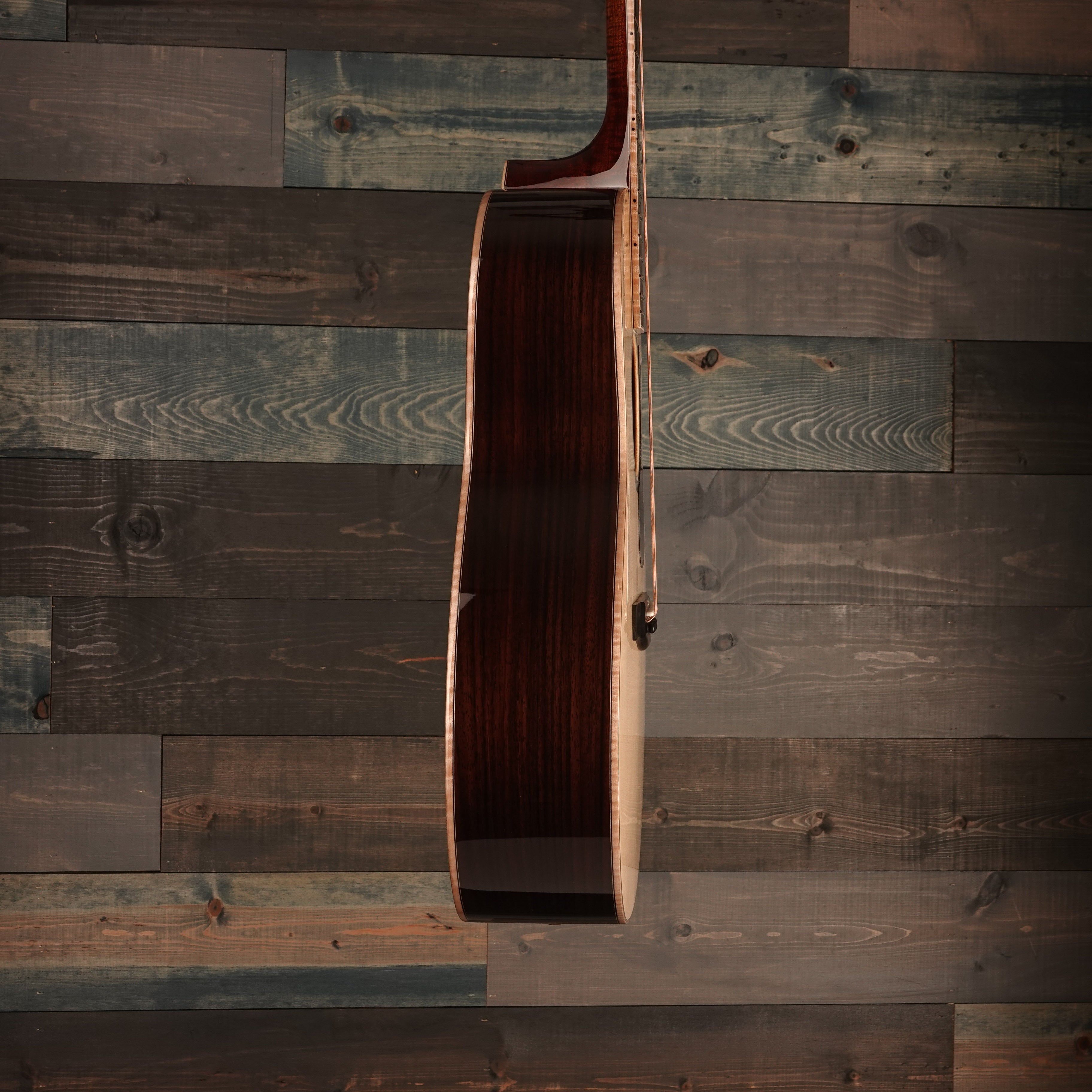 Eastman Guitars AC822CE Custom Rosewood Auditorium Cutaway A/E