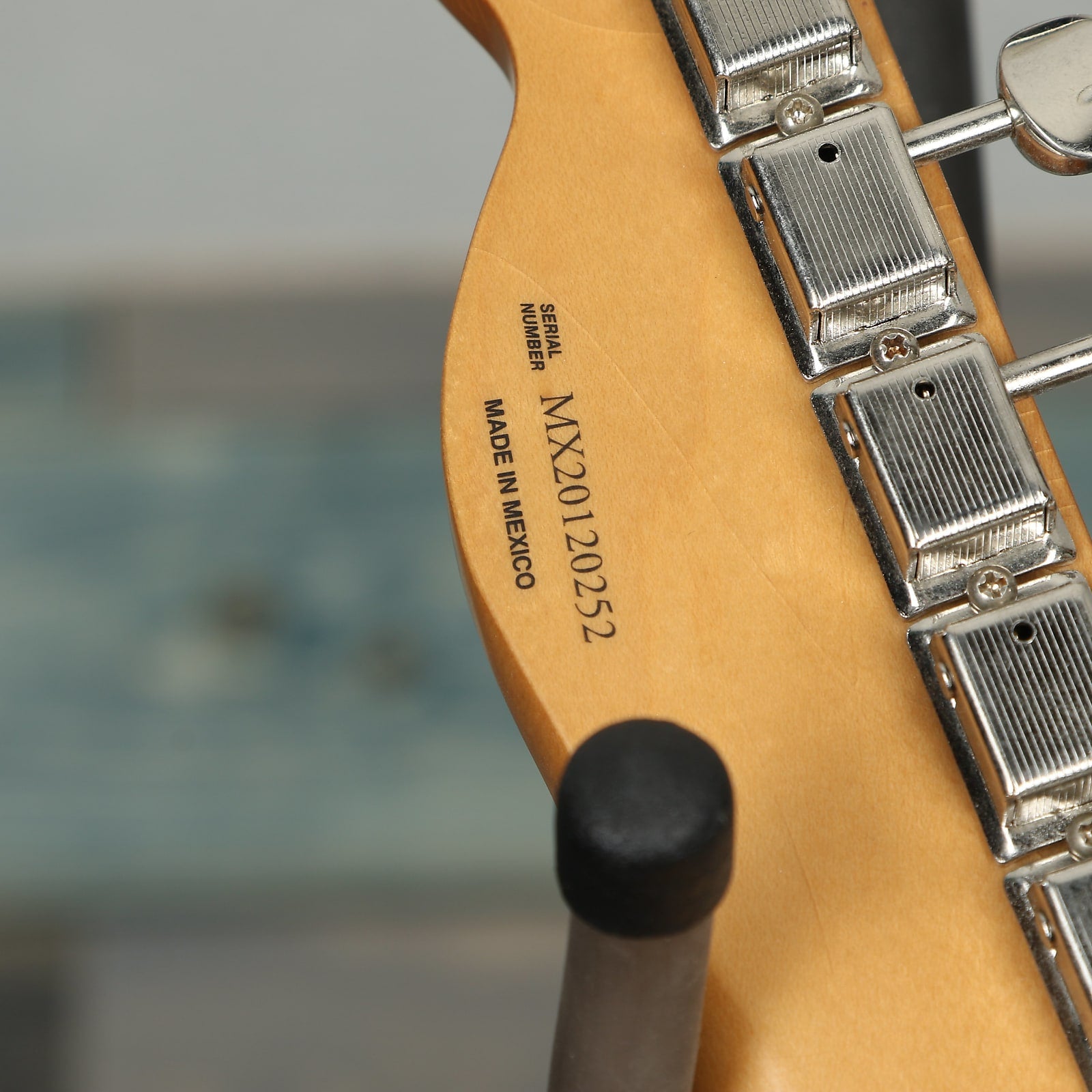 Fender Brad Paisley Esquire, Maple, Black Sparkle w/Bag