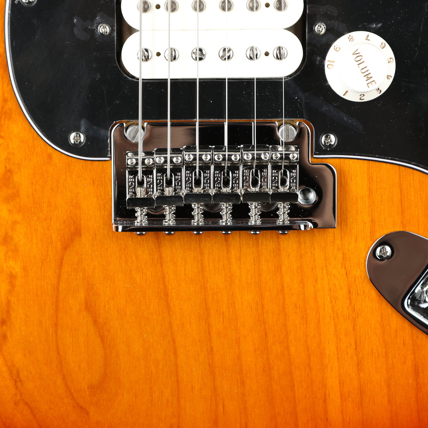 Fender Player Stratocaster HSH, Pau Ferro Fingerboard, Tobacco Sunburst