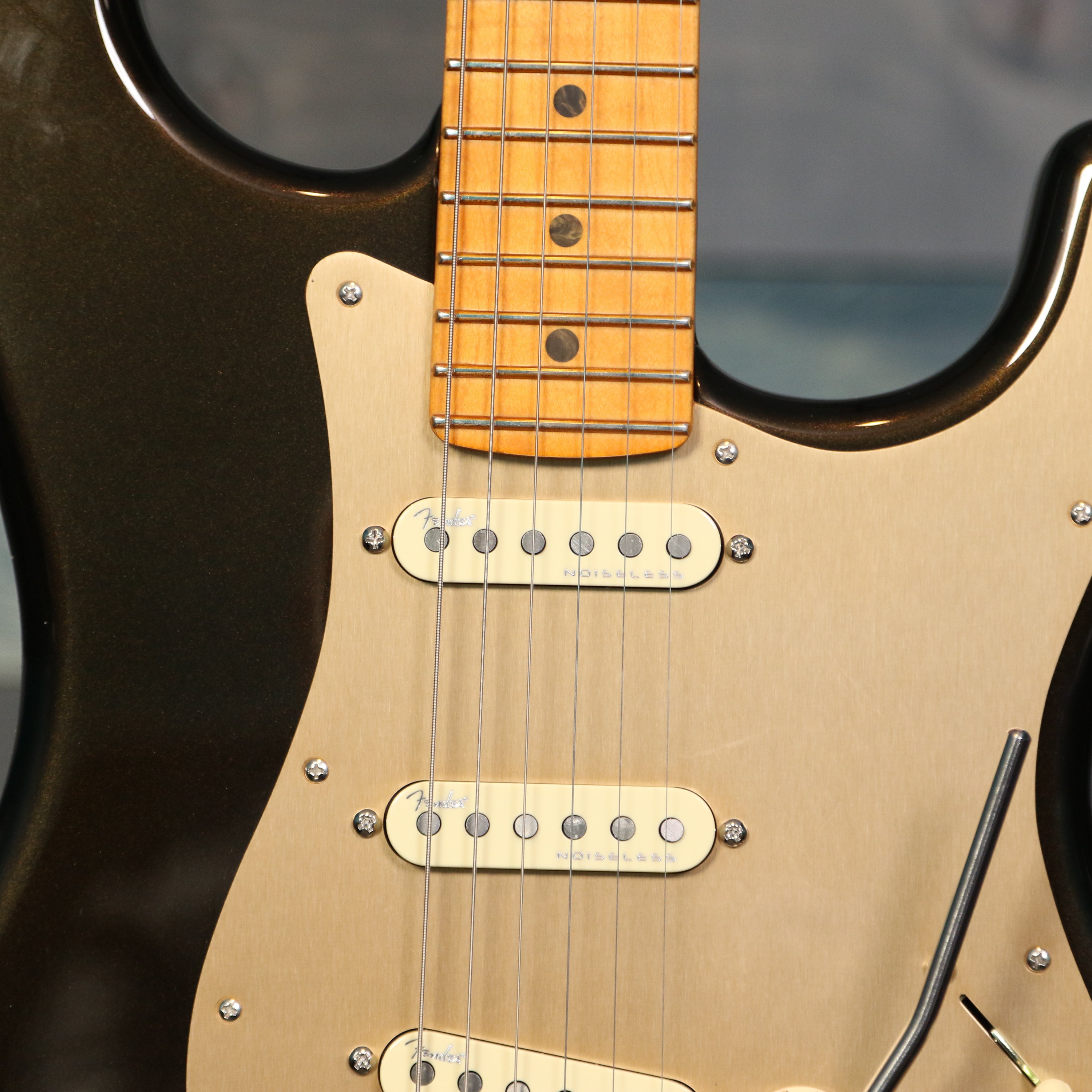 Fender American Ultra Stratocaster, Maple Fingerboard, Texas Tea
