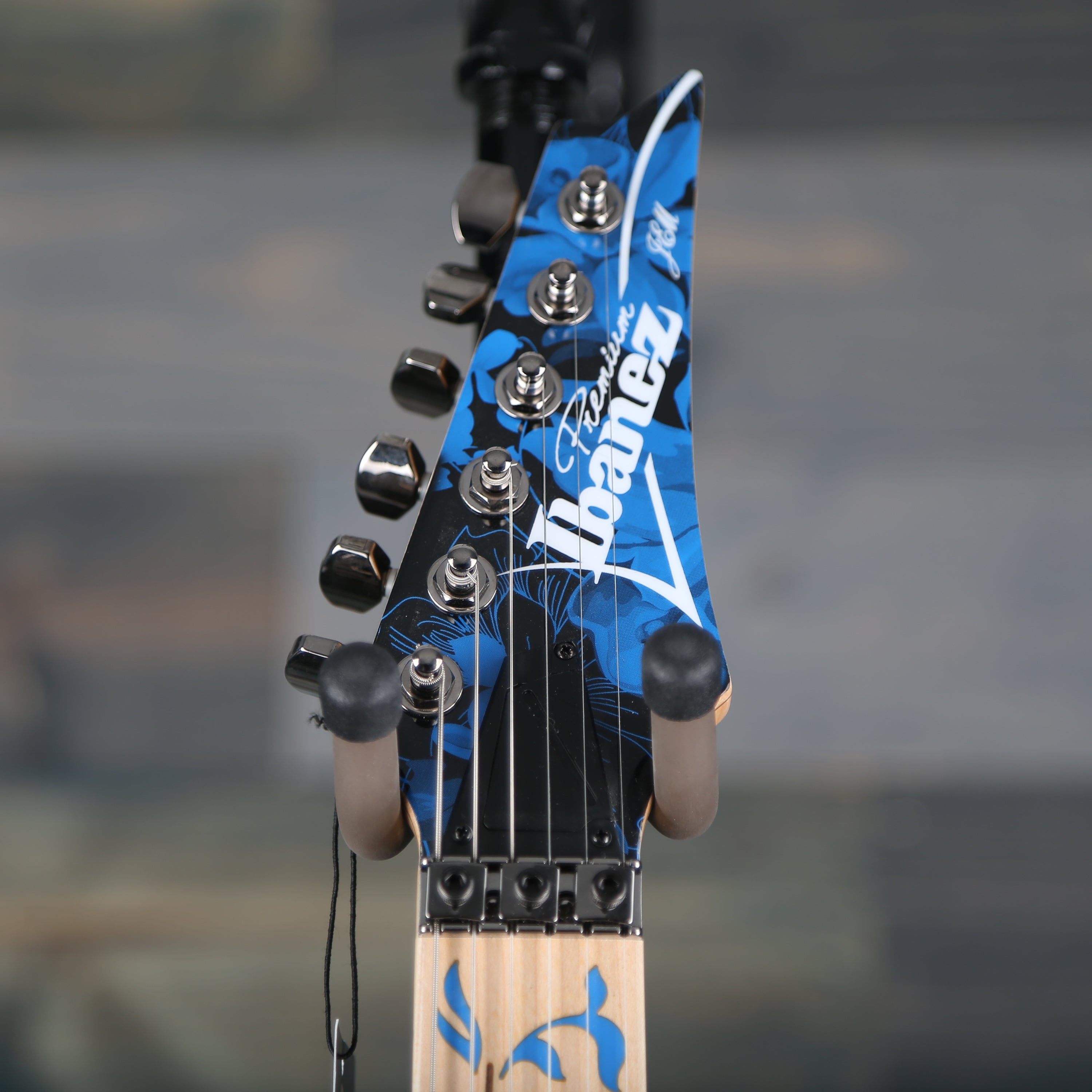 Ibanez JEM77PBFP Blue Floral Pattern Steve Vai Signature w/Gigbag
