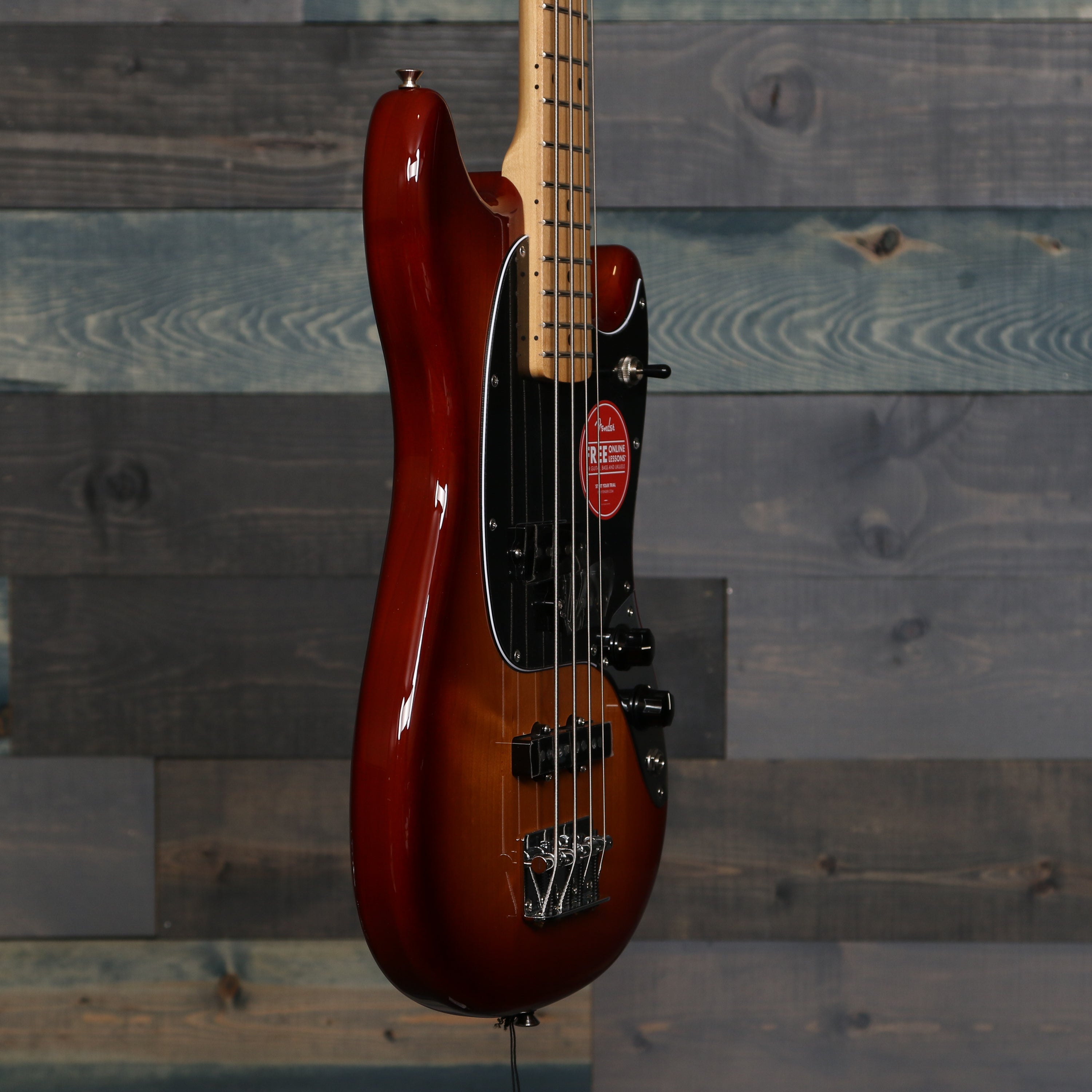 Fender Player Mustang Bass PJ, Maple Fingerboard, Sienna Sunburst