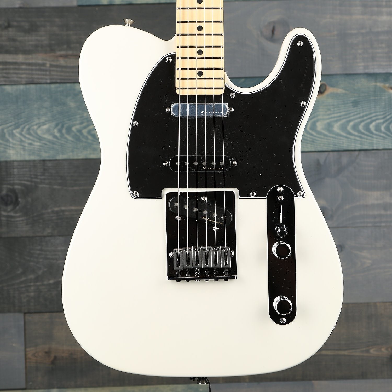 Fender Deluxe Nashville Telecaster Maple Fingerboard, White Blonde w/Gigbag