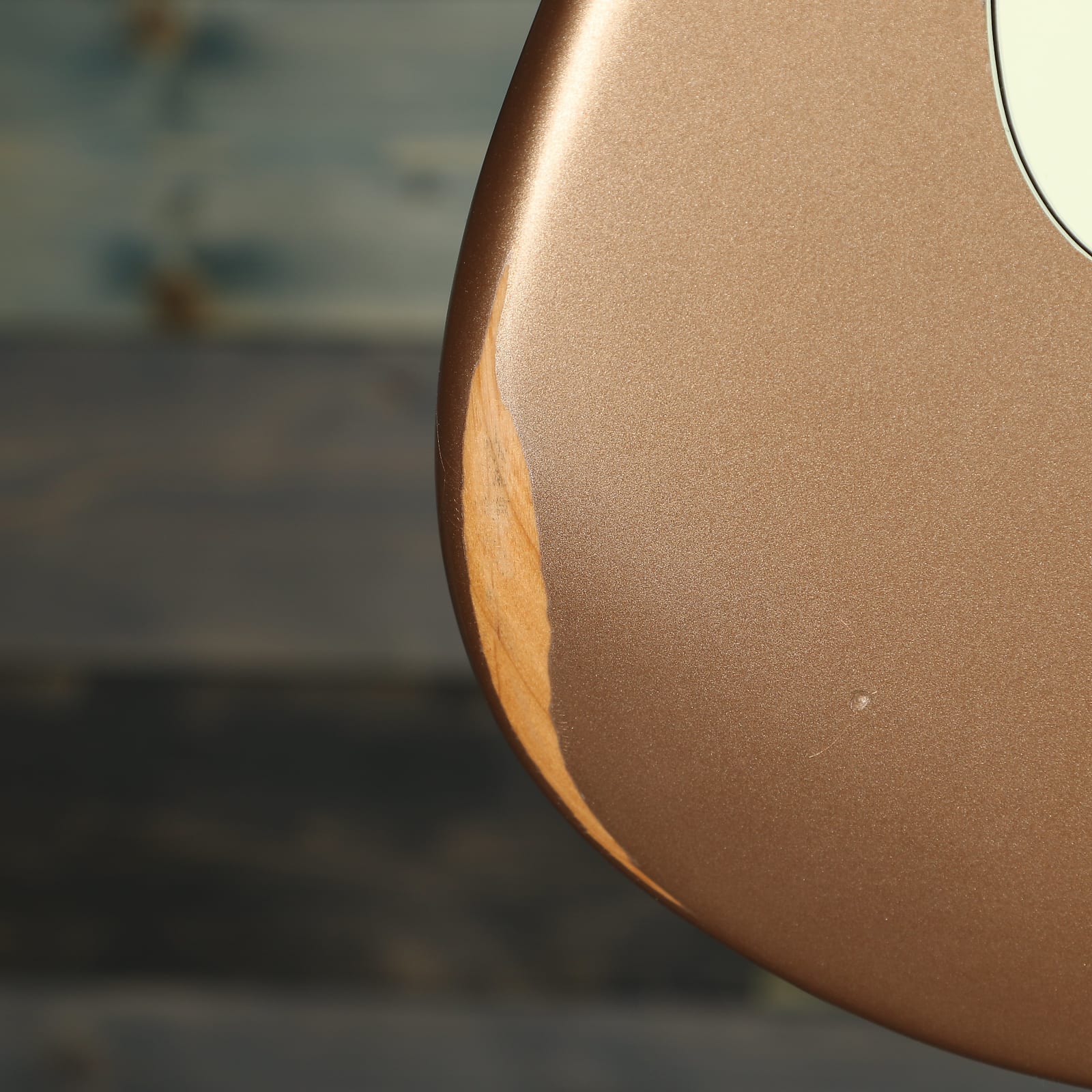 Fender Vintera Road Worn '60s Stratocaster, Pau Ferro FB, Firemist Gold